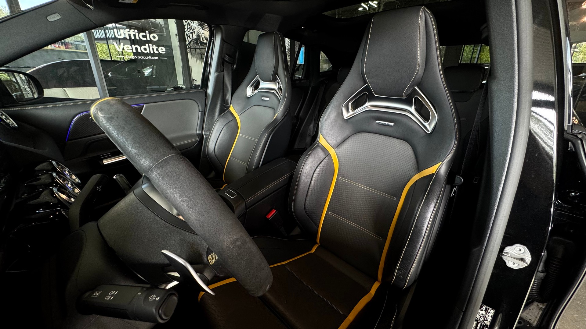 MERCEDES-BENZ GLA 45 S AMG 4Matic+ 8G-Speedshift DCT-image-10
