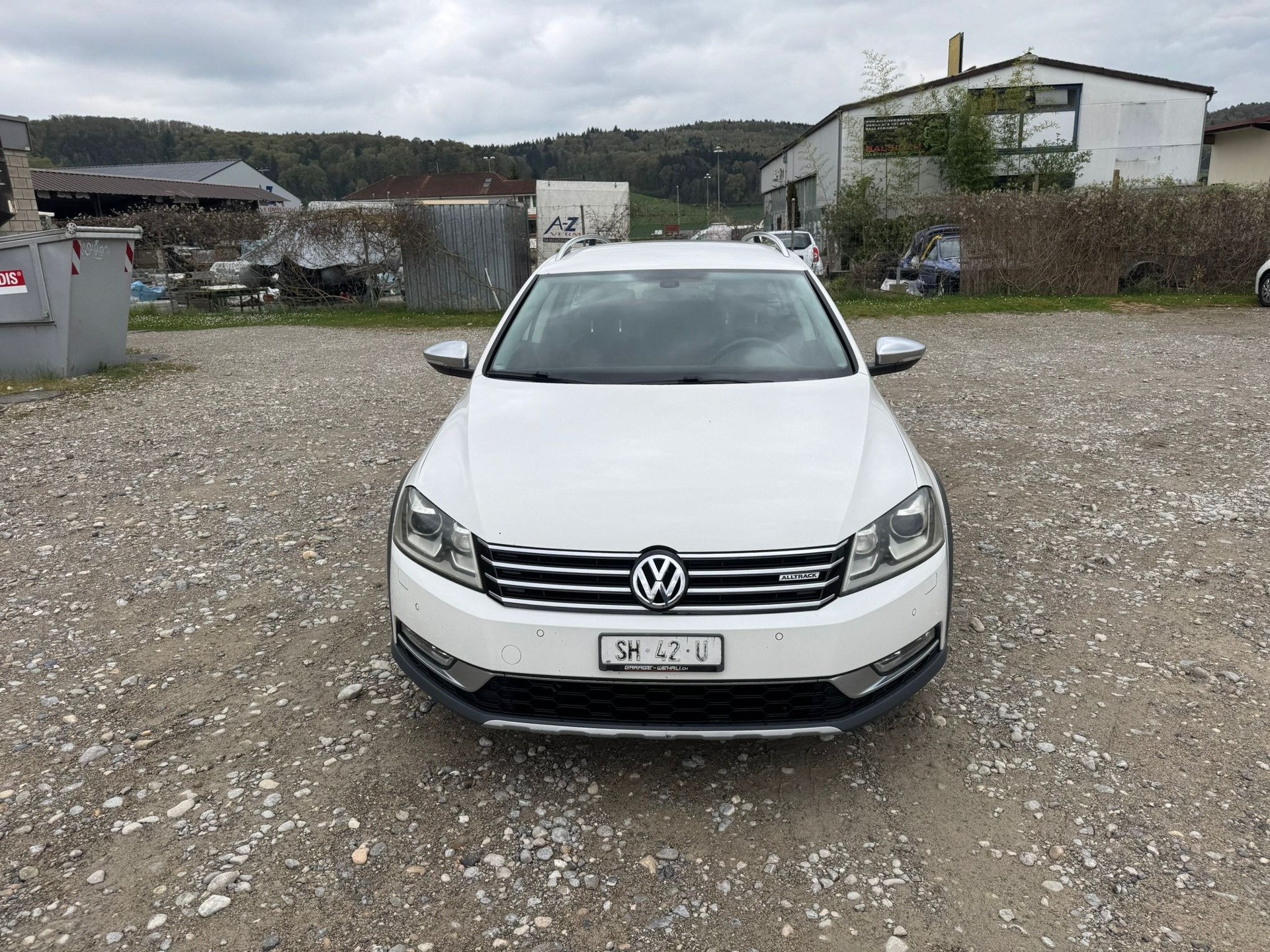 VW Passat Alltrack 2.0 TDI BMT 4Motion-image-1