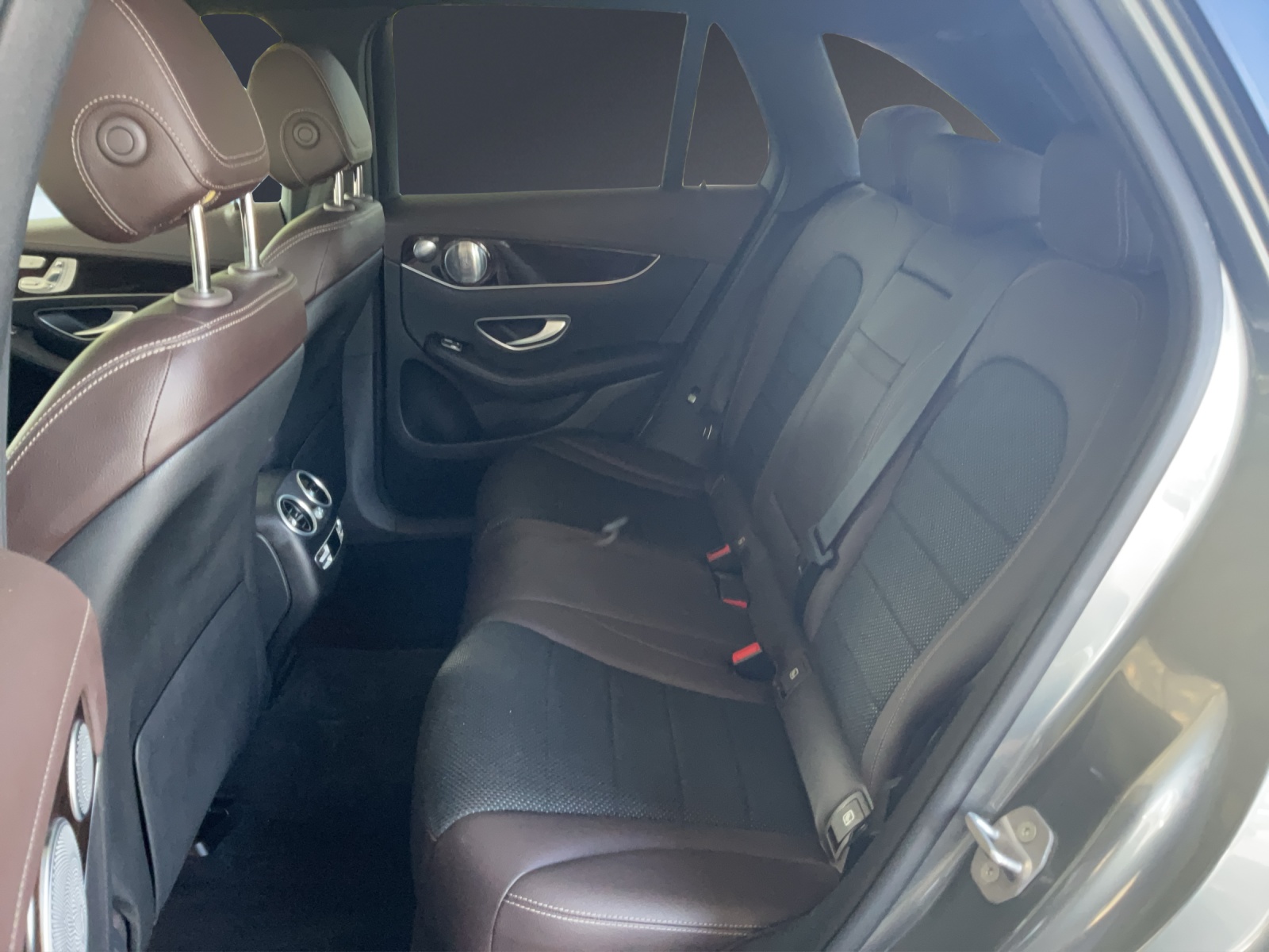 MERCEDES-BENZ GLC 250 Exclusive 4Matic-image-11