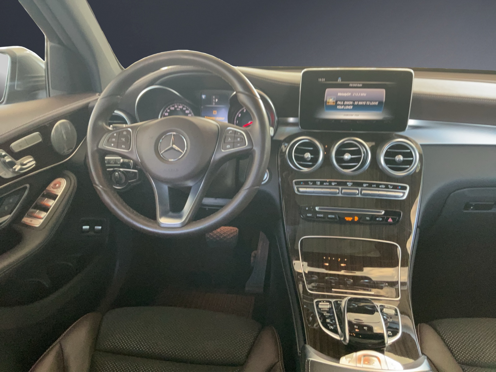 MERCEDES-BENZ GLC 250 Exclusive 4Matic-image-9