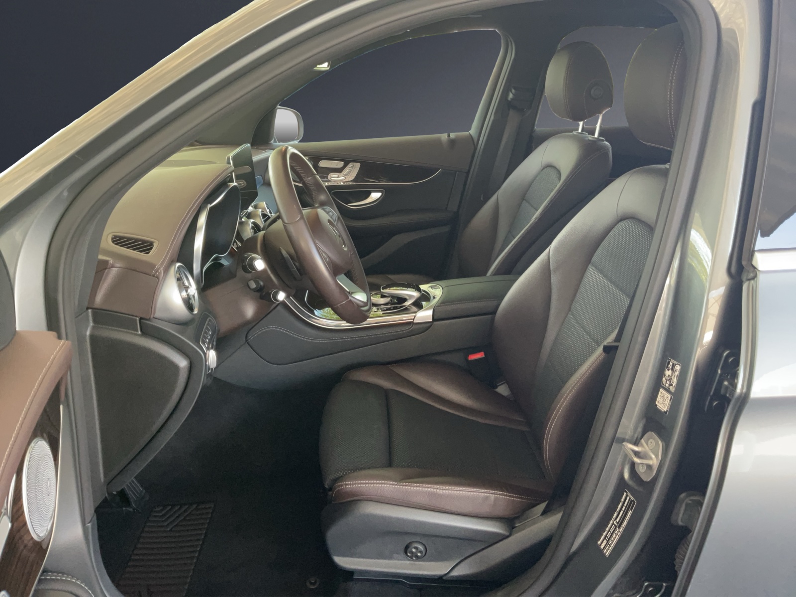 MERCEDES-BENZ GLC 250 Exclusive 4Matic-image-6