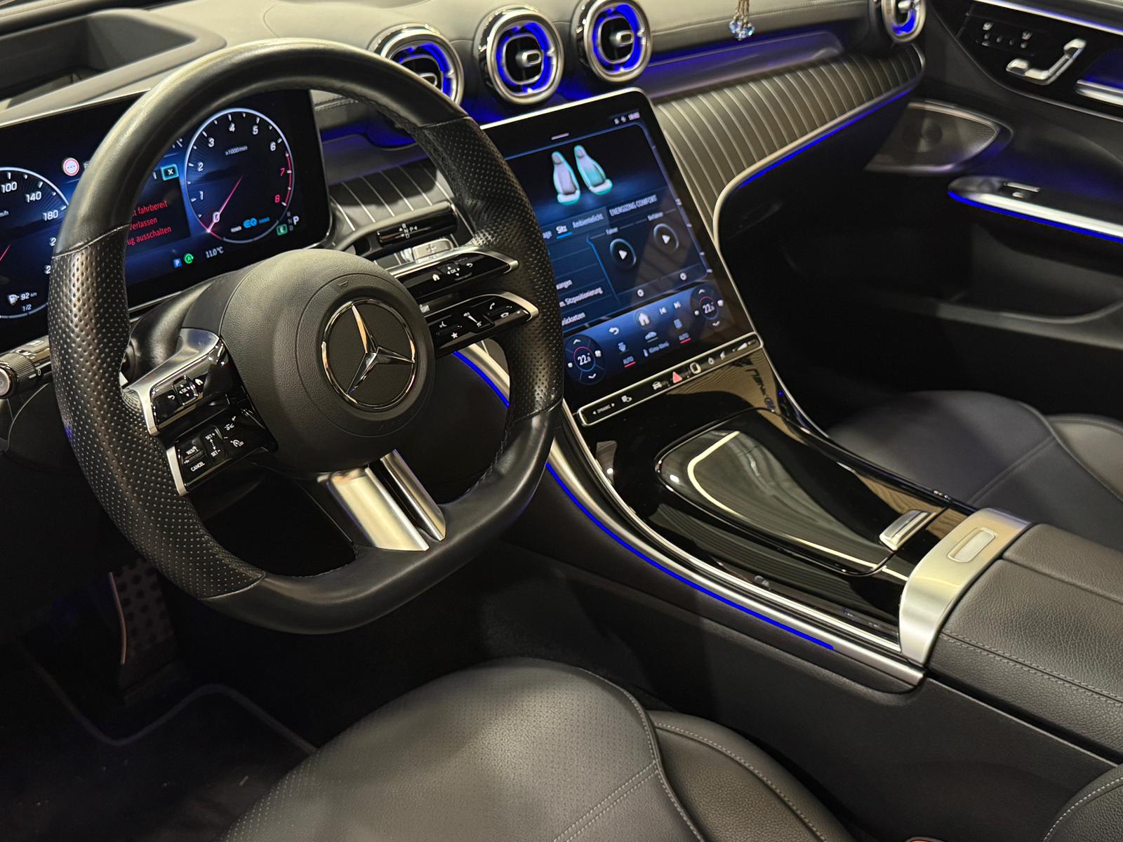 MERCEDES-BENZ C 300 4Matic AMG Line-image-7