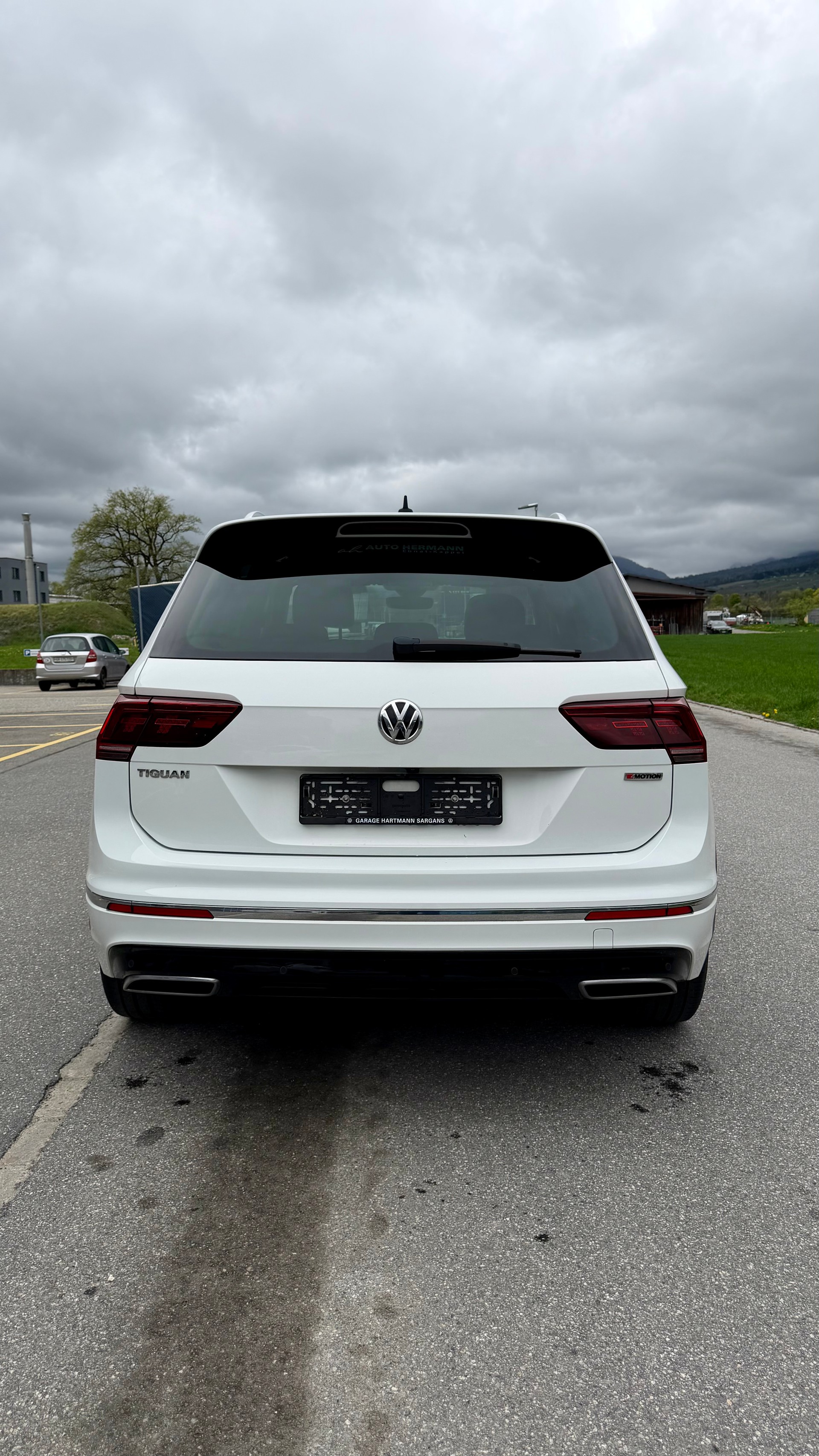 VW Tiguan 2.0TSI Highline 4Motion DSG-image-3