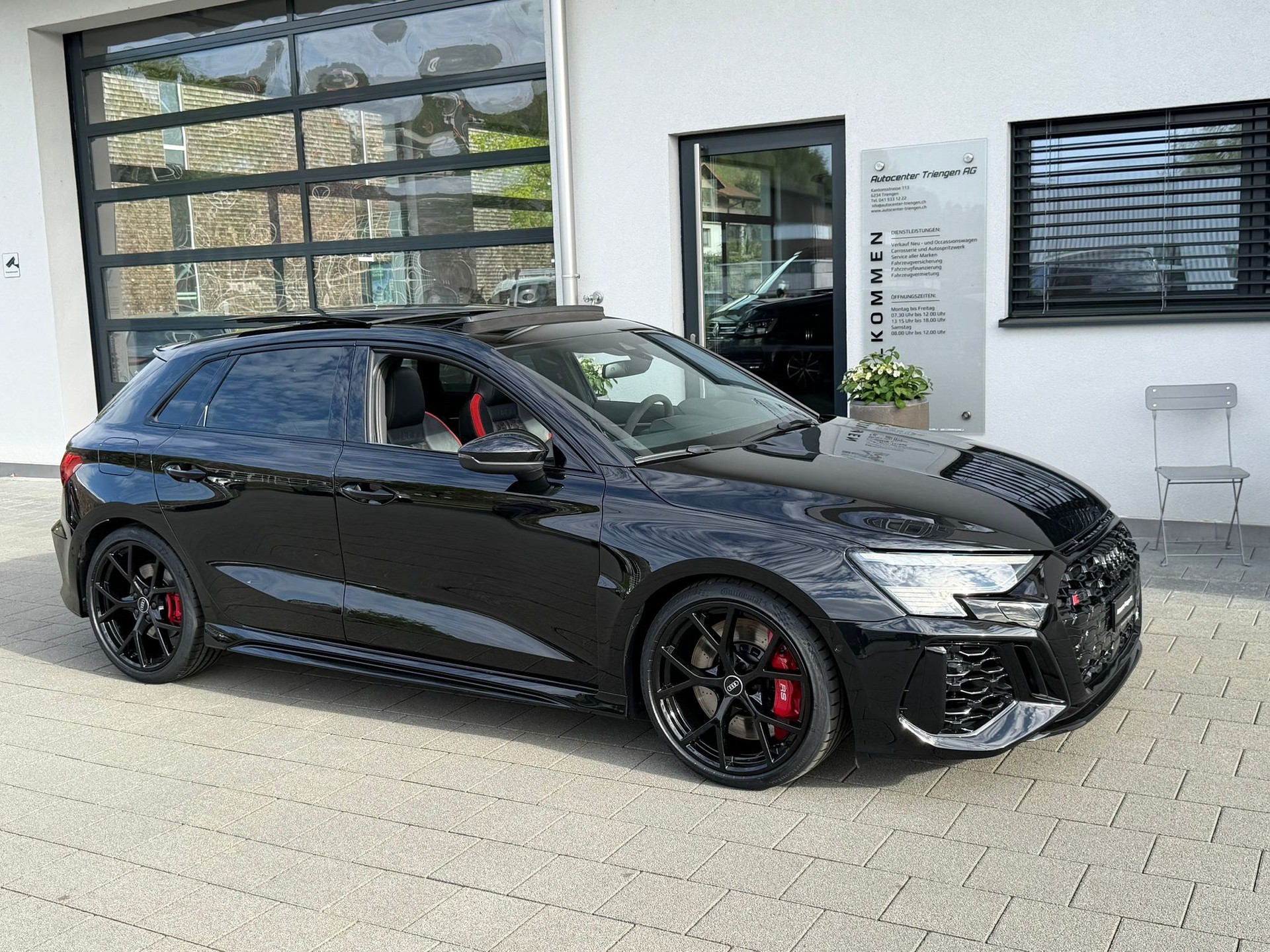 AUDI RS3 Sportback 2.5 TSI quattro S-tronic-image-3