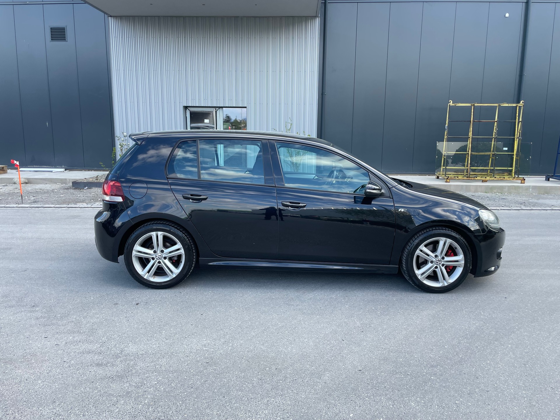 VW Golf 1.4 TFSI R-line-image-4