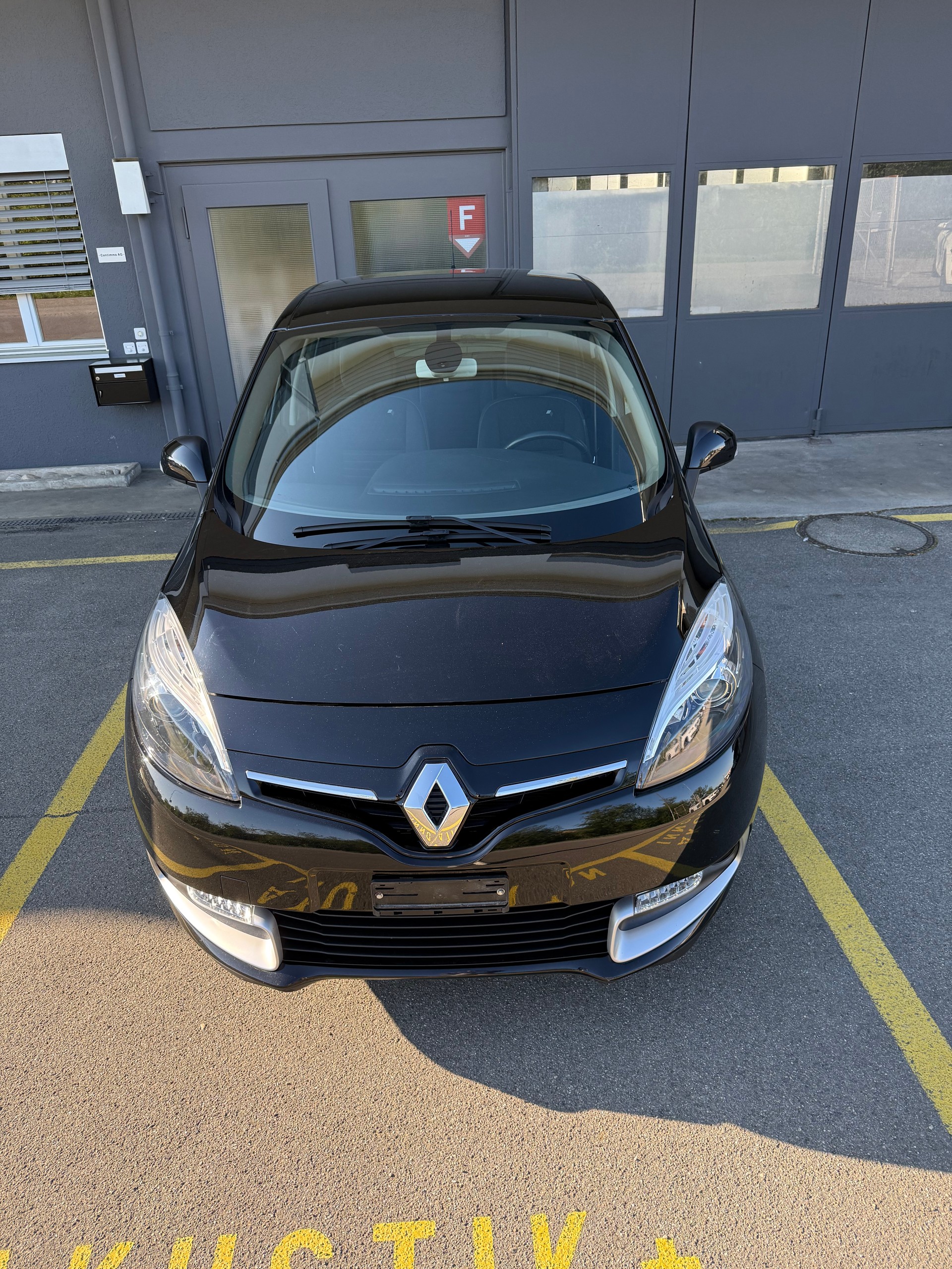 RENAULT Scénic 1.5 dCi Expression-image-8