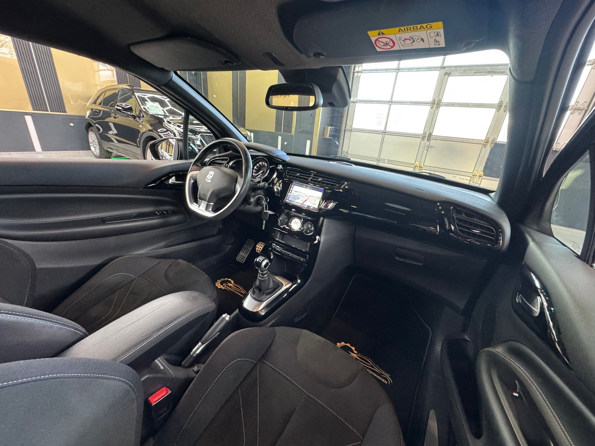 DS AUTOMOBILES DS 3 1.6 THP Sport Chic-image-10