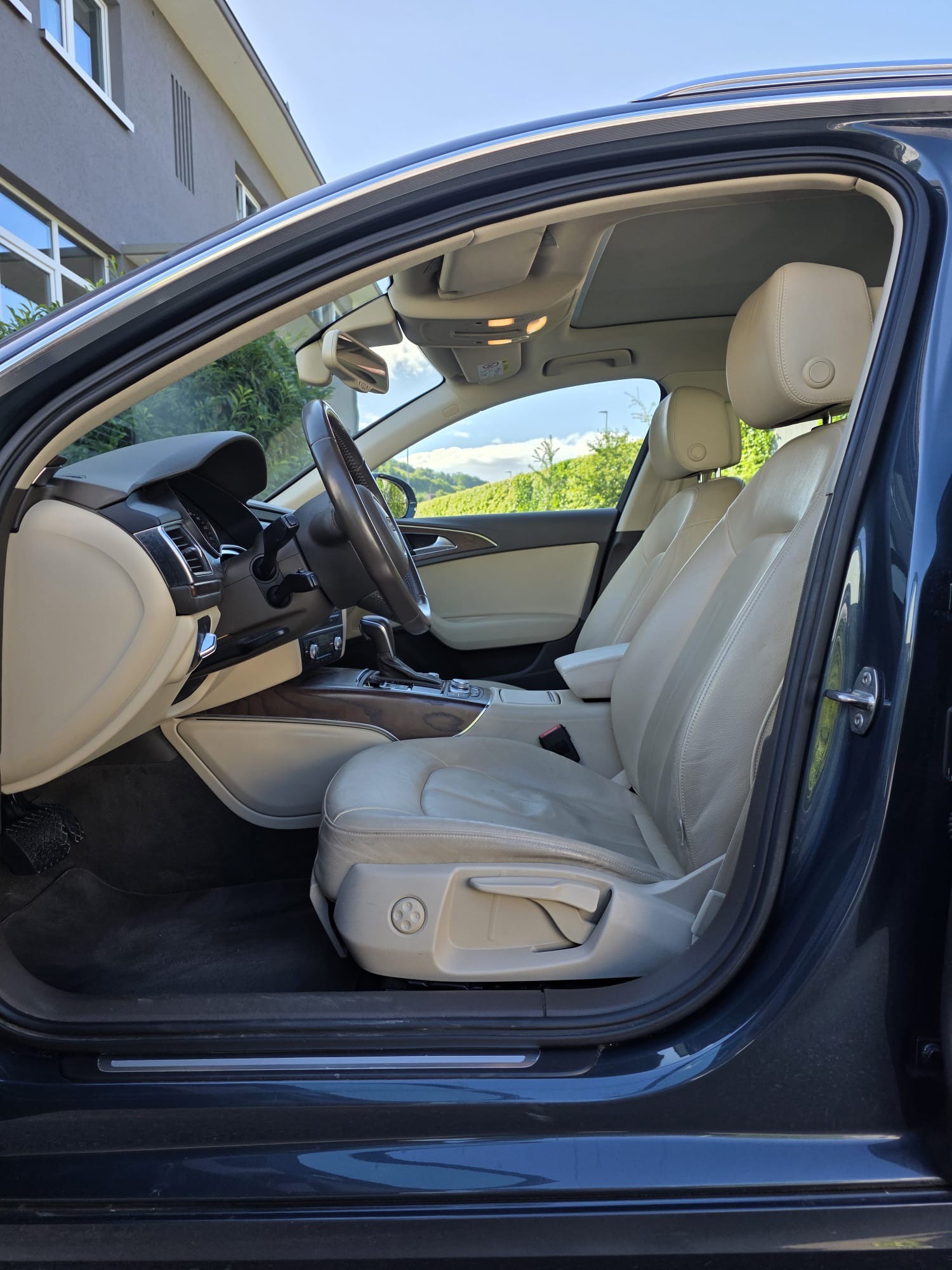 AUDI A6 Avant 3.0 TDI V6 quattro S-tronic-image-6