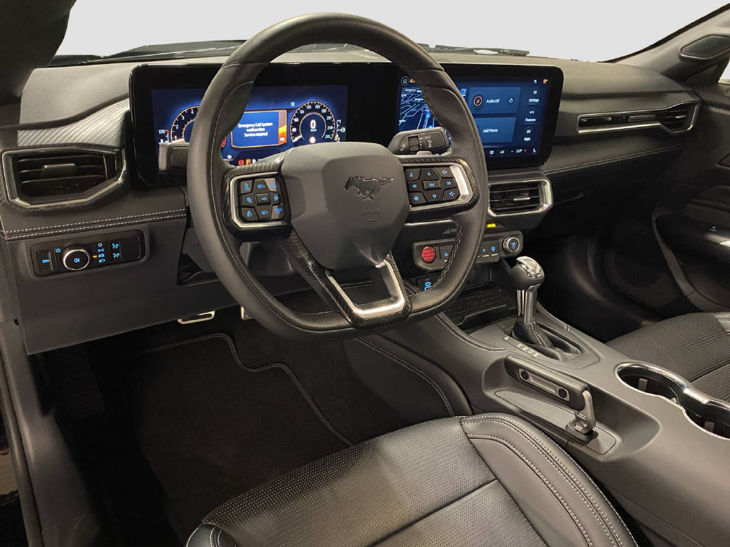 FORD Mustang Coupé 5.0 V8 GT-image-10
