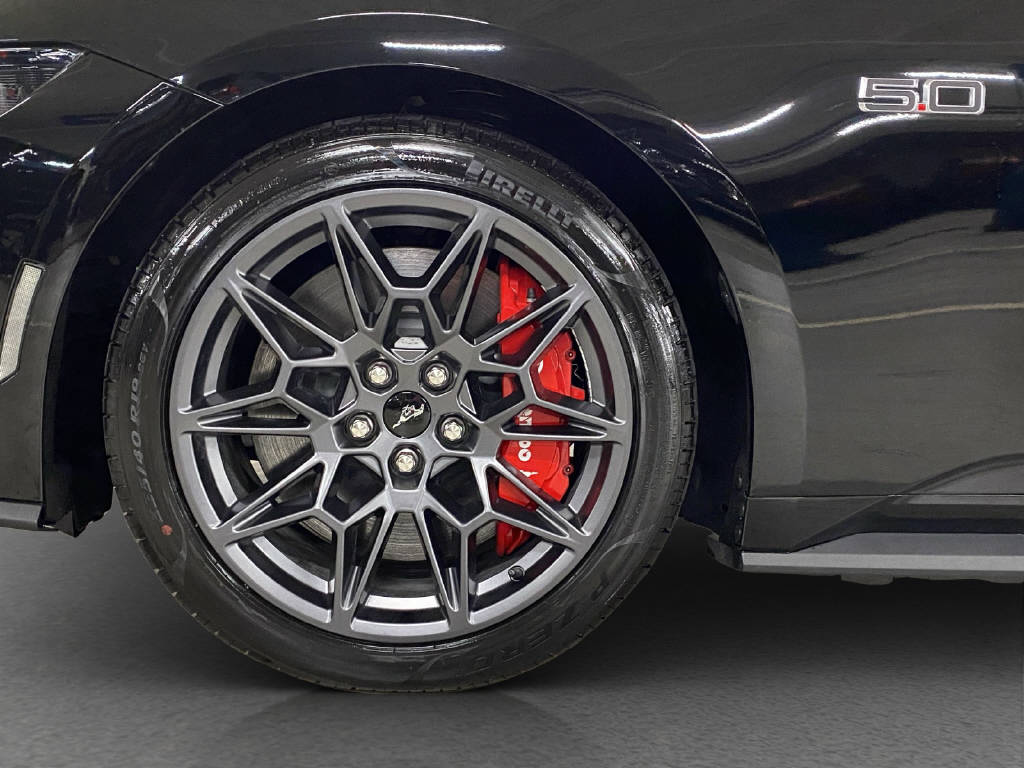 FORD Mustang Coupé 5.0 V8 GT-image-14