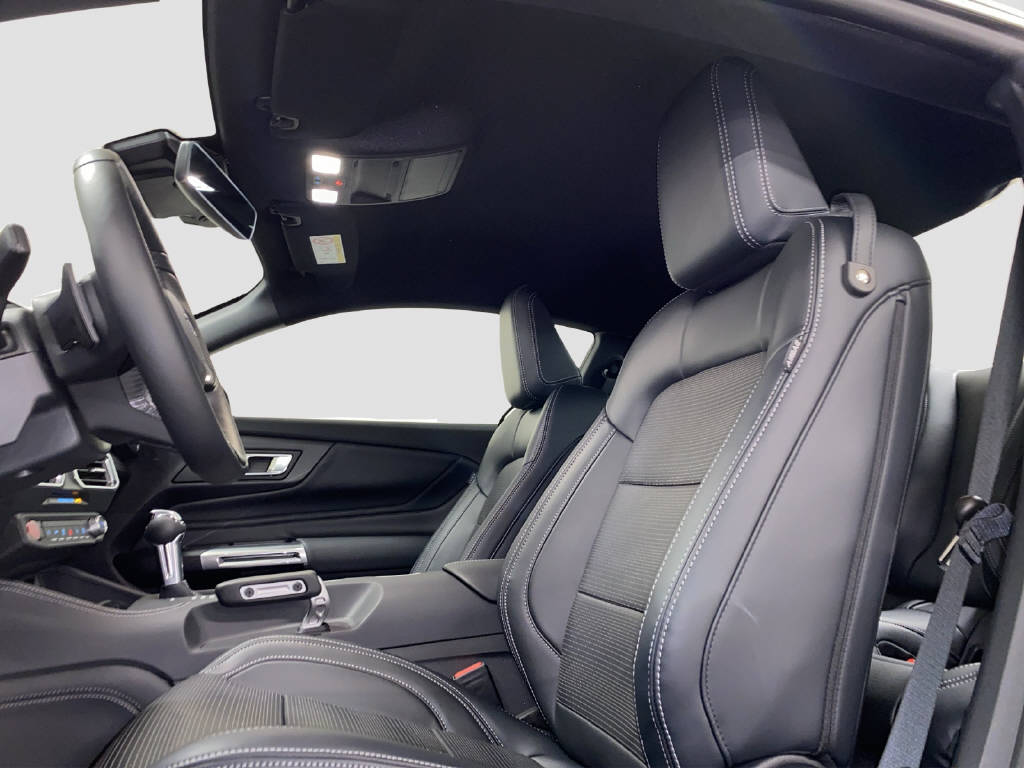 FORD Mustang Coupé 5.0 V8 GT-image-6
