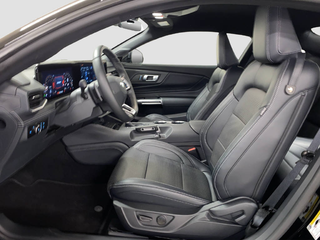 FORD Mustang Coupé 5.0 V8 GT-image-5