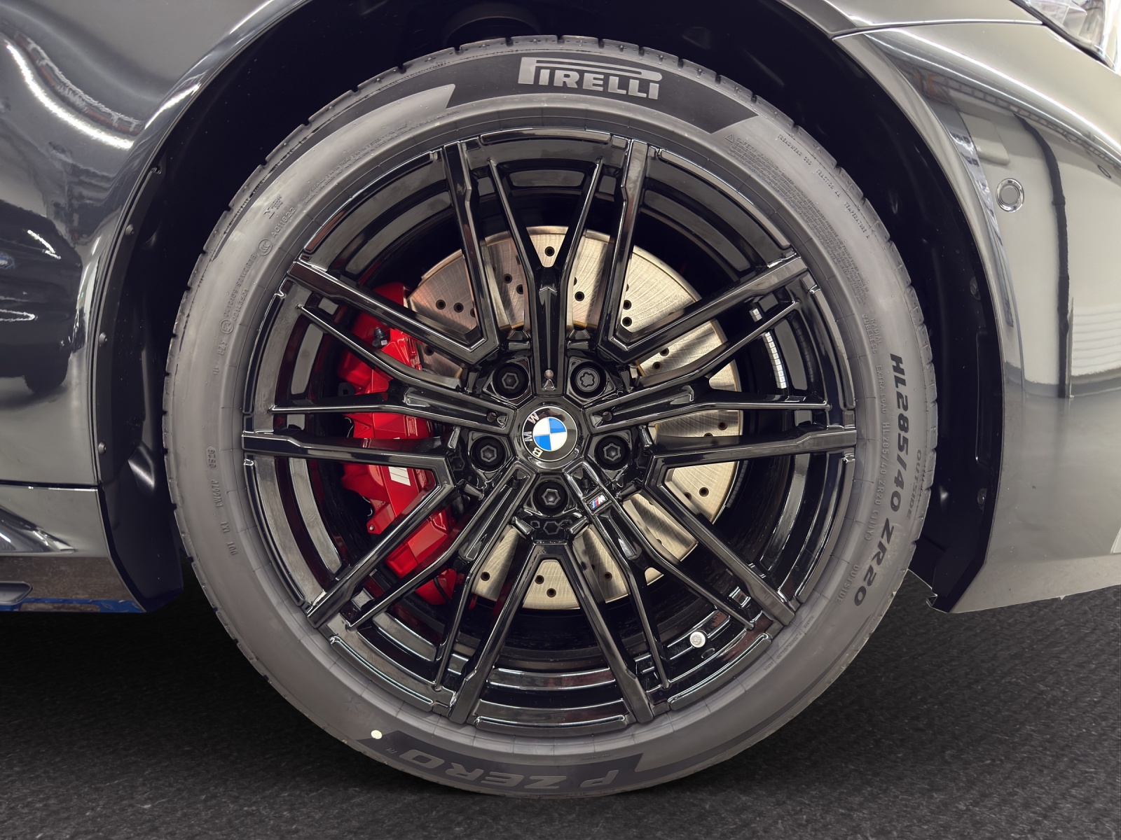 BMW M5 xDrive Touring-image-11