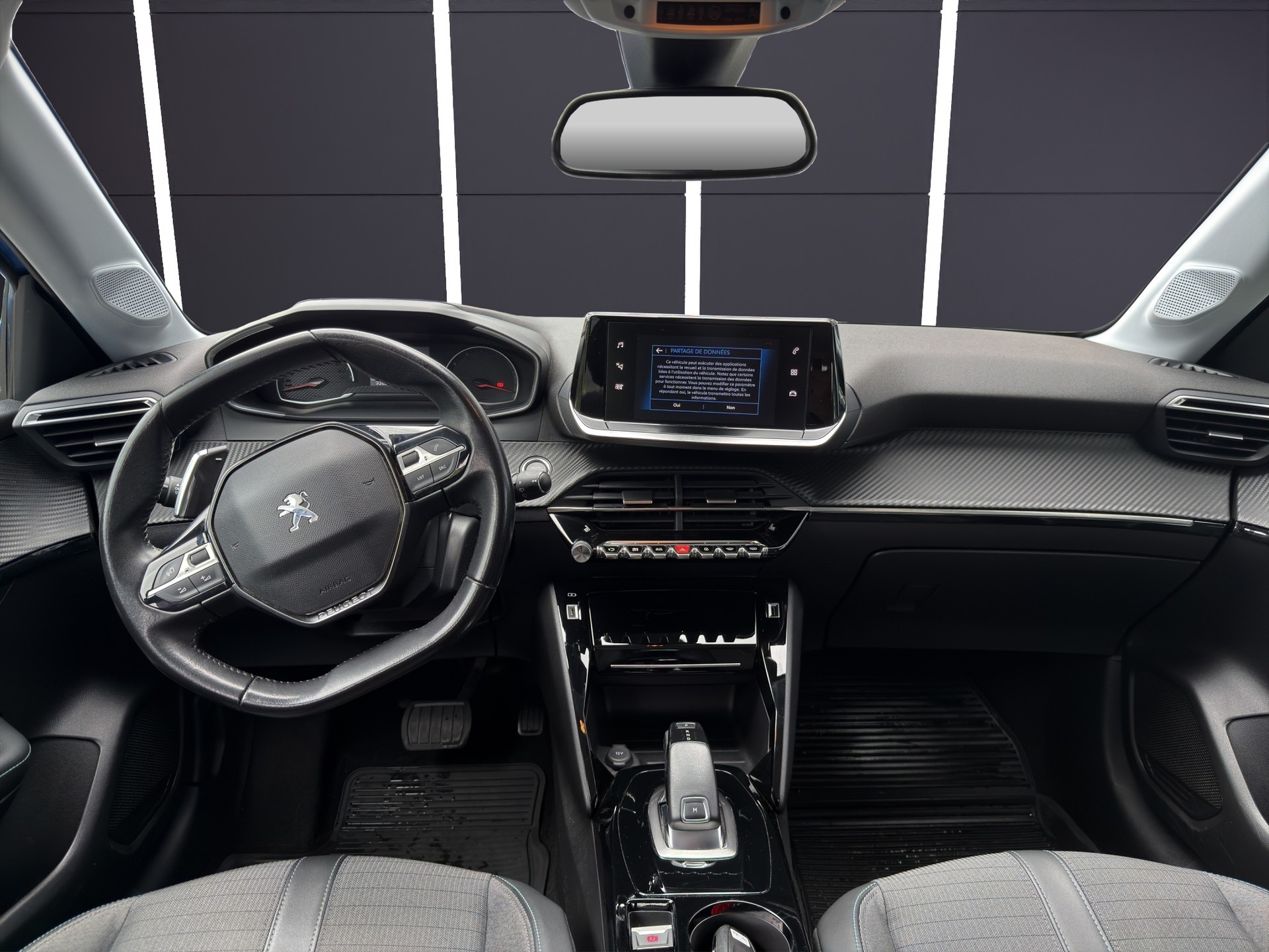 PEUGEOT 208 1.2 Allure-image-7