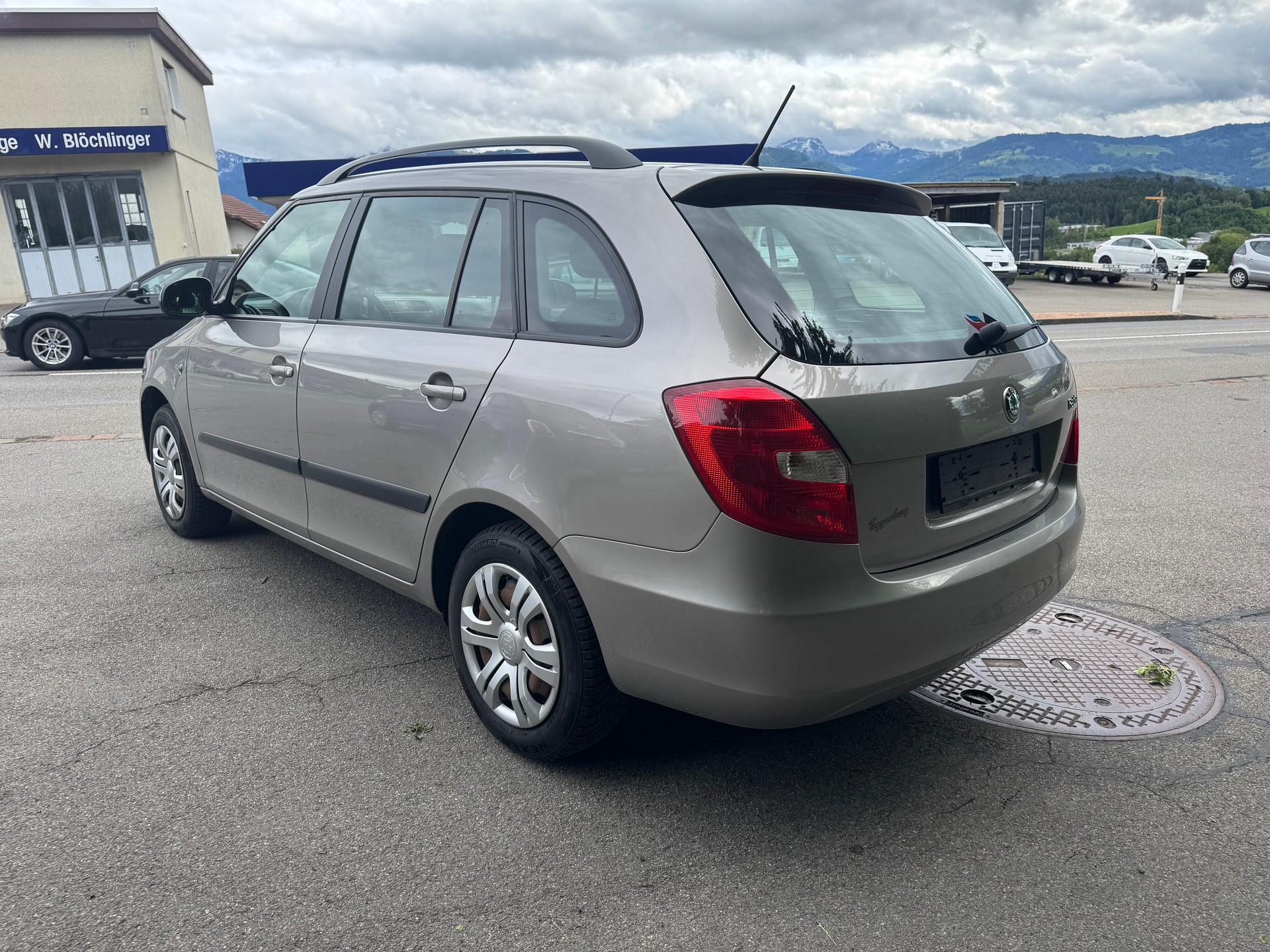 SKODA Fabia 1.2 TSI Classic-image-3