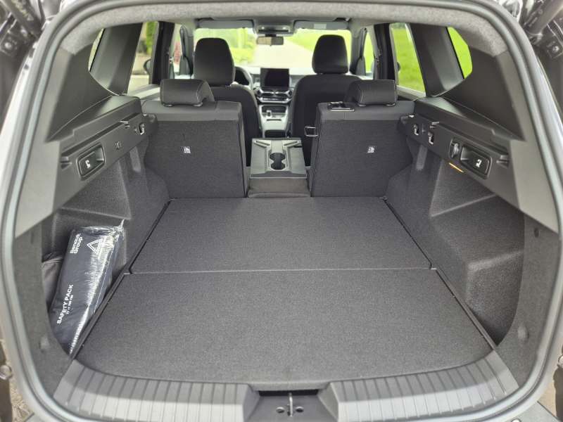 DACIA Bigster 1.8 Hybrid Journey-image-13