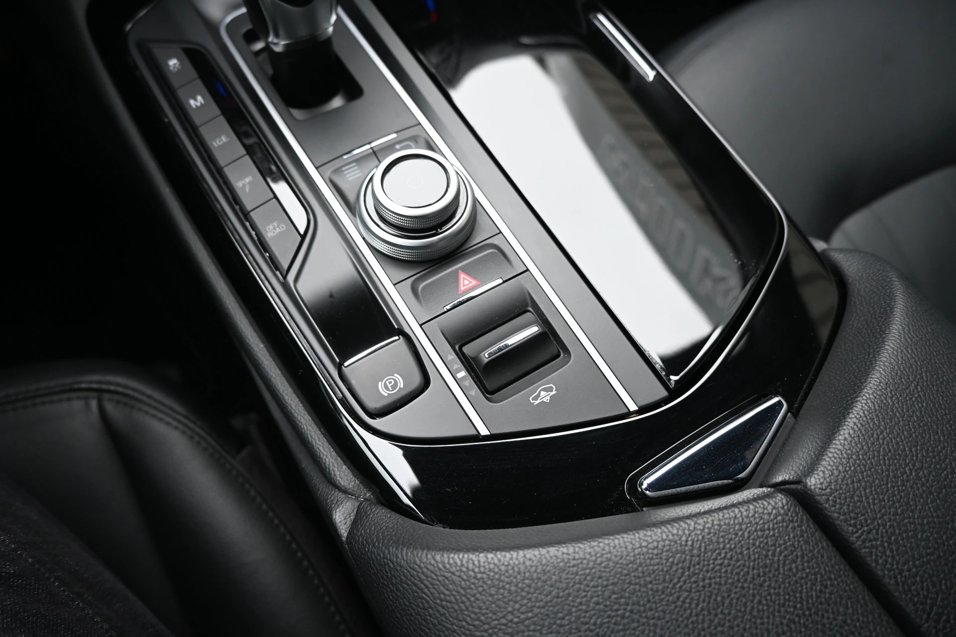 MASERATI Levante D 3.0 V6 Automatica 4X4 275PS (CH Auto)-image-21