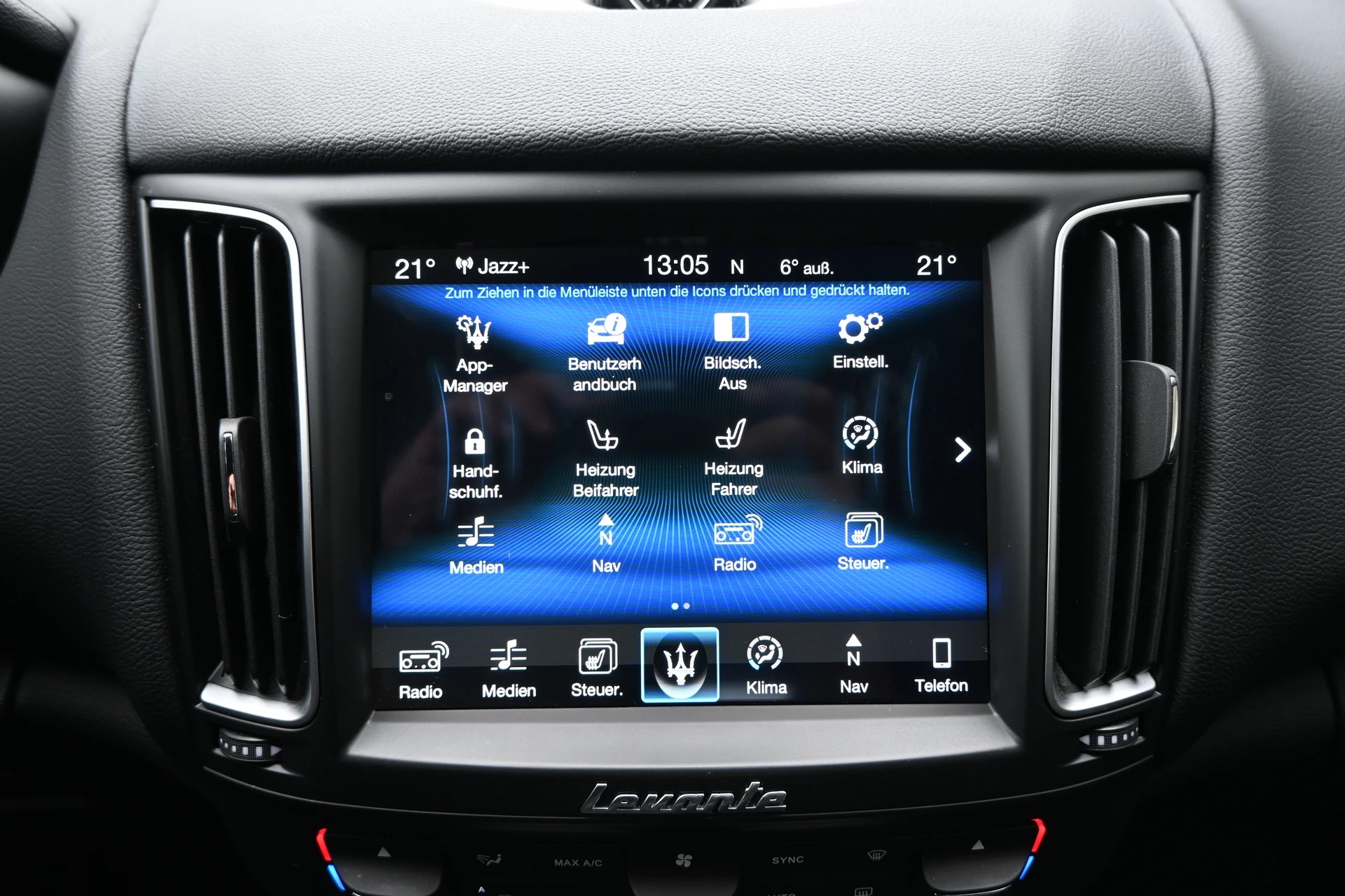 MASERATI Levante D 3.0 V6 Automatica 4X4 275PS (CH Auto)-image-23