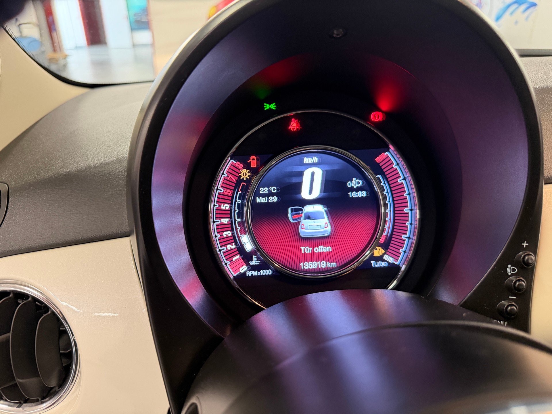 FIAT 500 0.9 Twinair Turbo Lounge-image-9