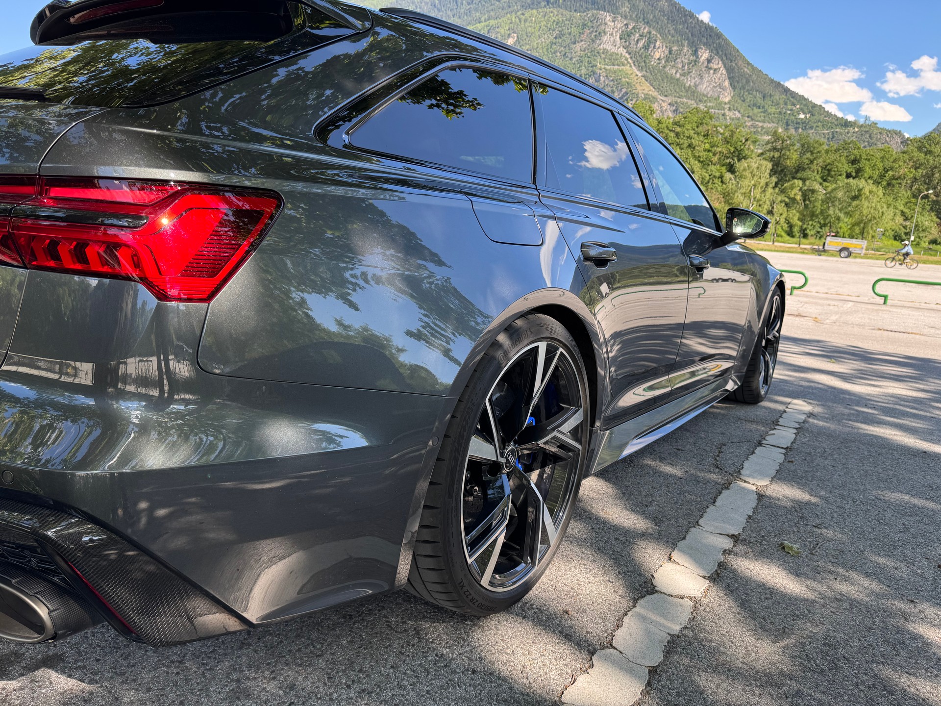AUDI 4.0 V8 TFSI quattro T-Tronic-image-5