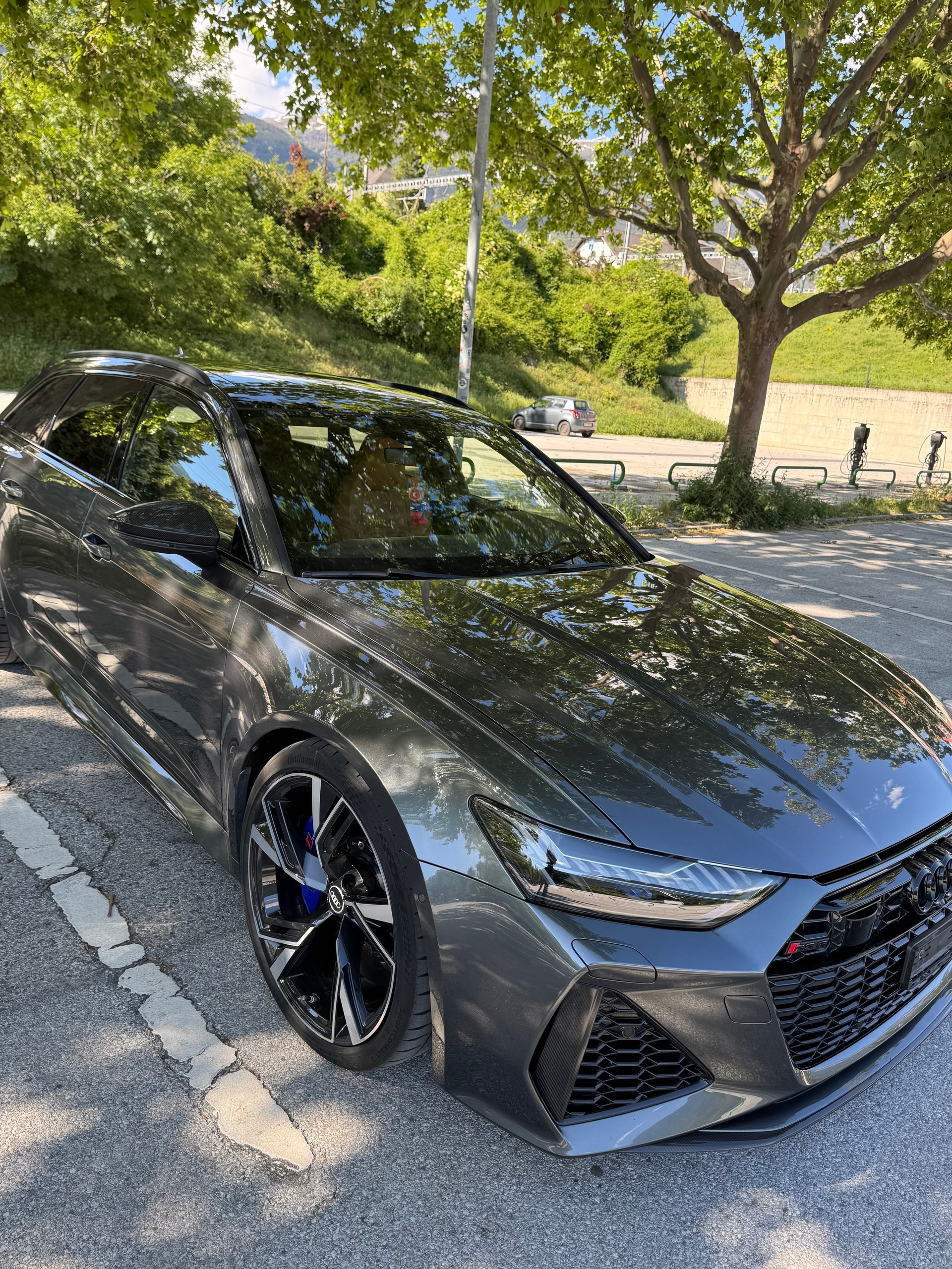 AUDI 4.0 V8 TFSI quattro T-Tronic-image-3