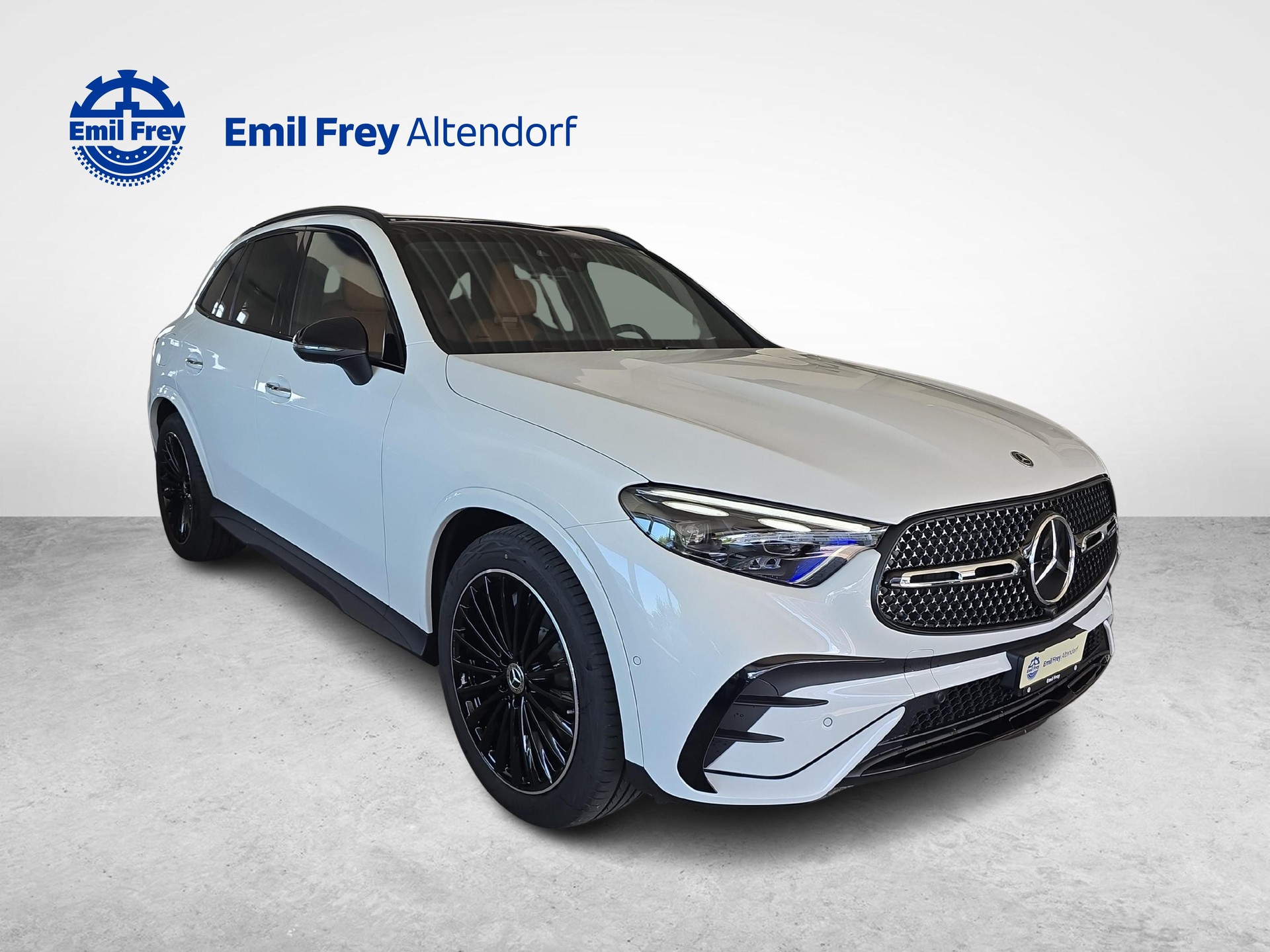 MERCEDES-BENZ GLC 300 d 4MATIC AMG Line-image-6