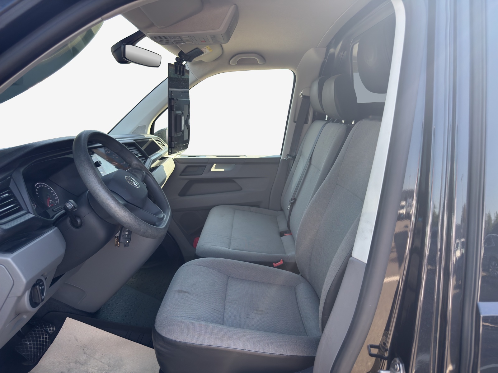 VW T6.1 2.0 TDI DSG-image-7