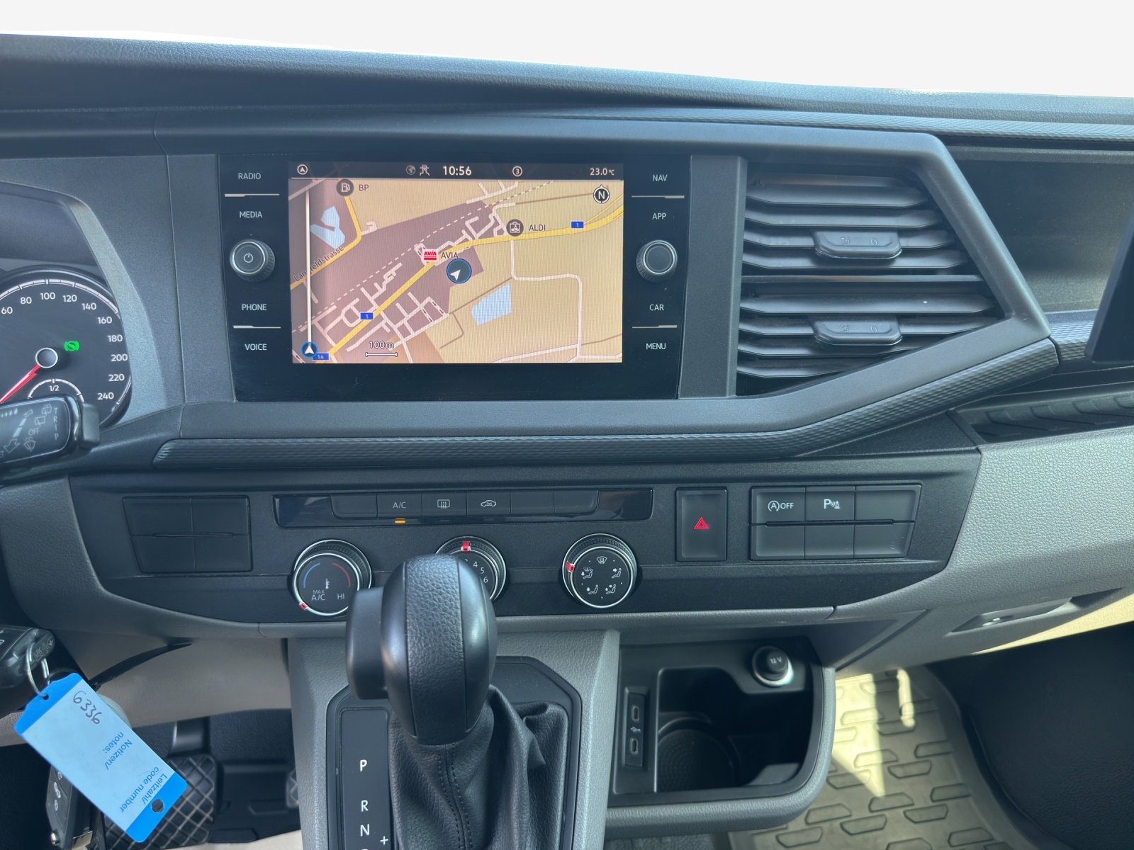 VW T6.1 2.0 TDI DSG-image-10