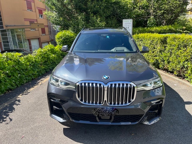 BMW 40d xDrive-image-2