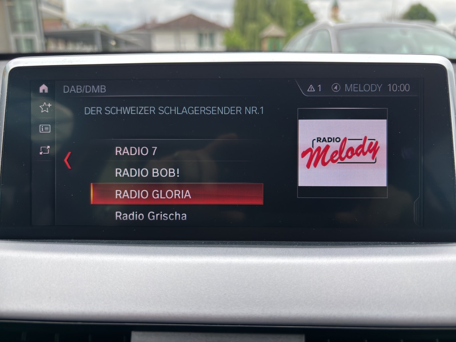 BMW X1 sDrive 18i Steptronic DSK mit Komfortzugang, Rückfahrkamera & Winterräder-image-22
