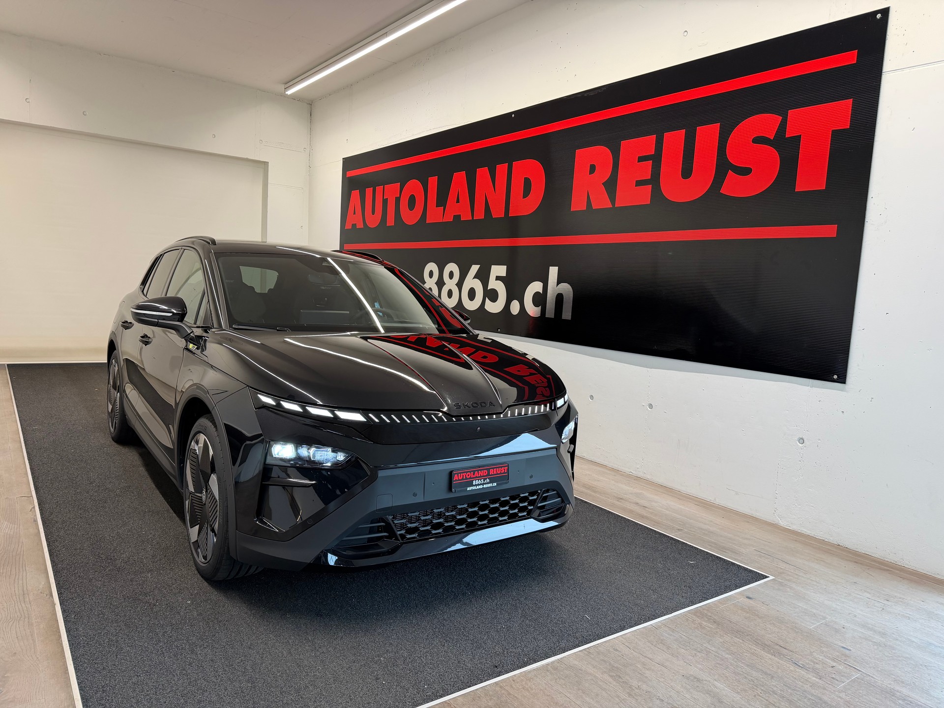 SKODA Elroq RS 4x4-image-0