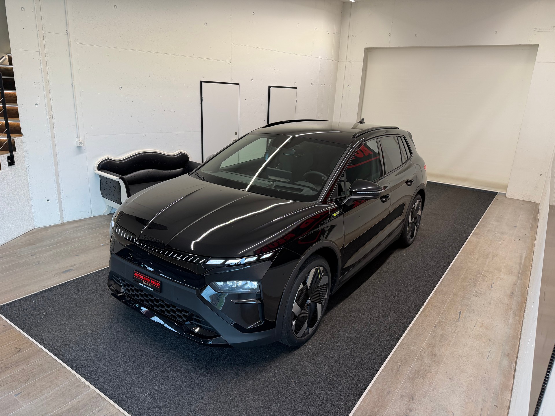 SKODA Elroq RS 4x4-image-3
