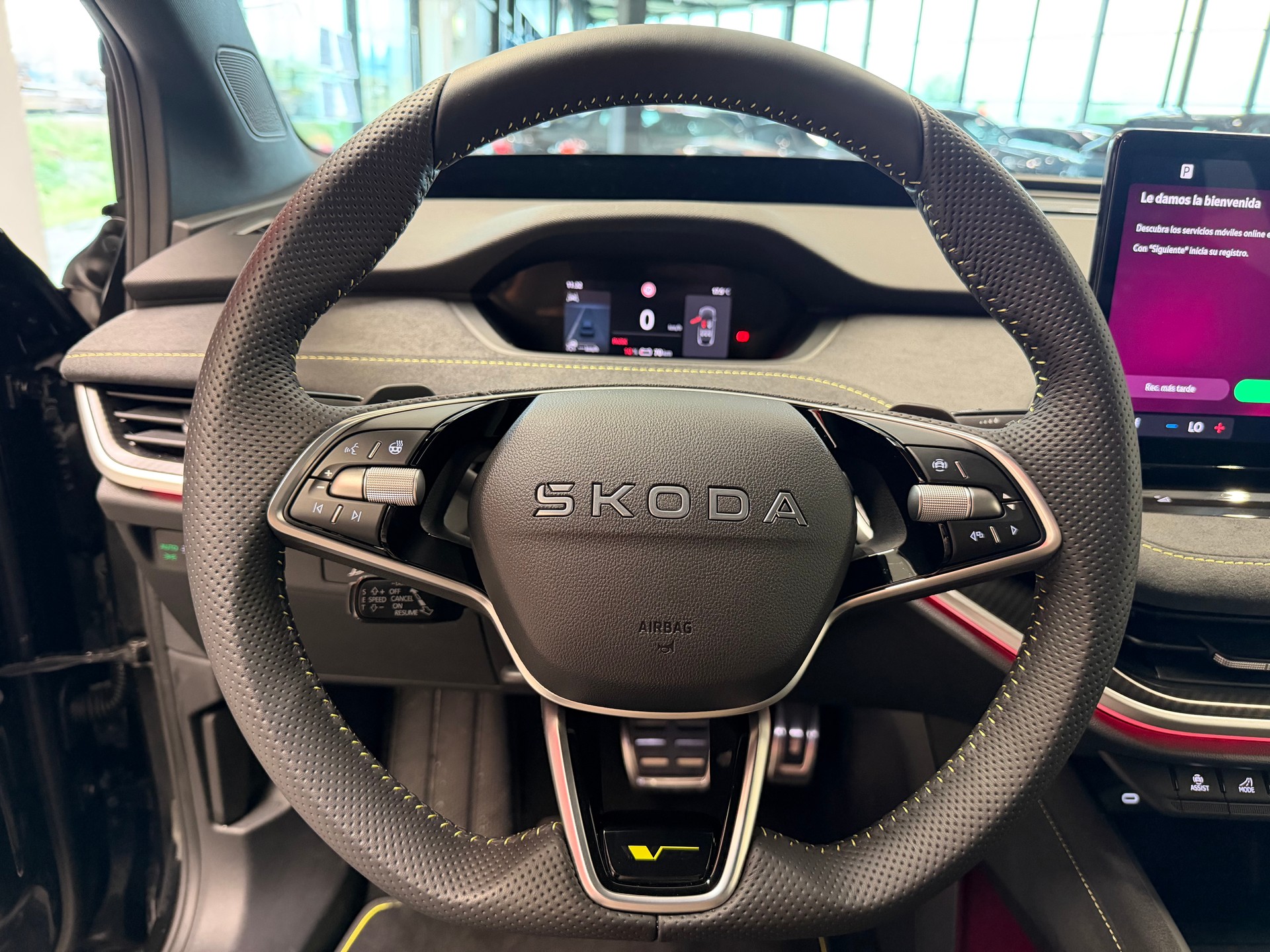 SKODA Elroq RS 4x4-image-16
