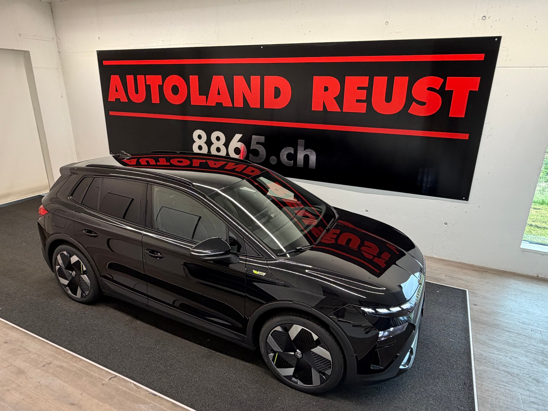 SKODA Elroq RS 4x4-image-4