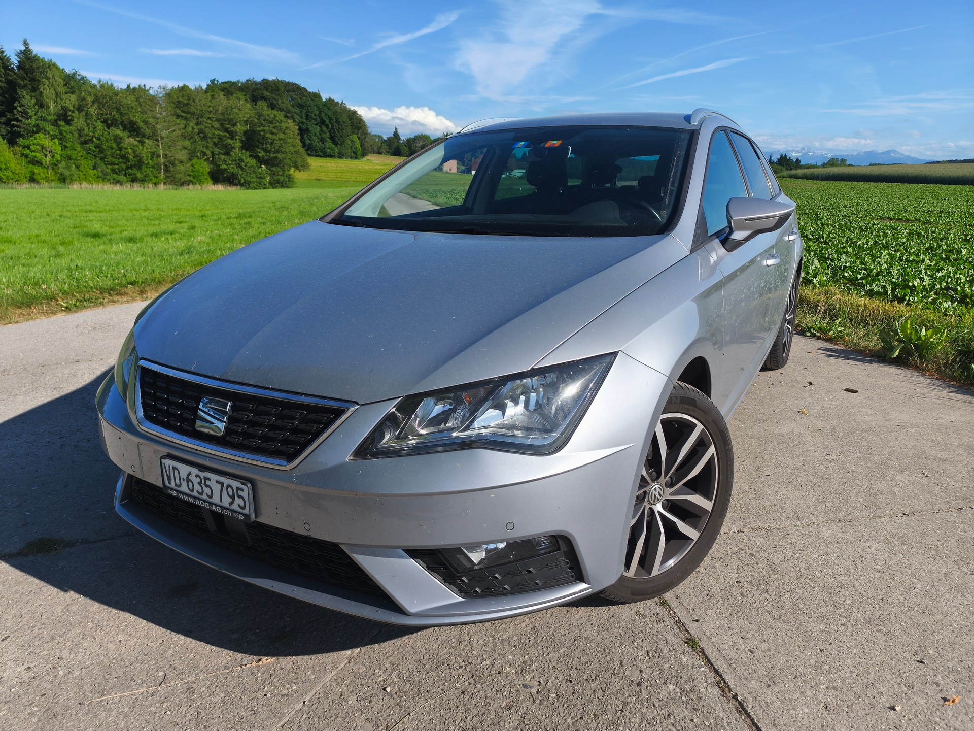SEAT 1.6 TDI 115 Style DSG-image-0