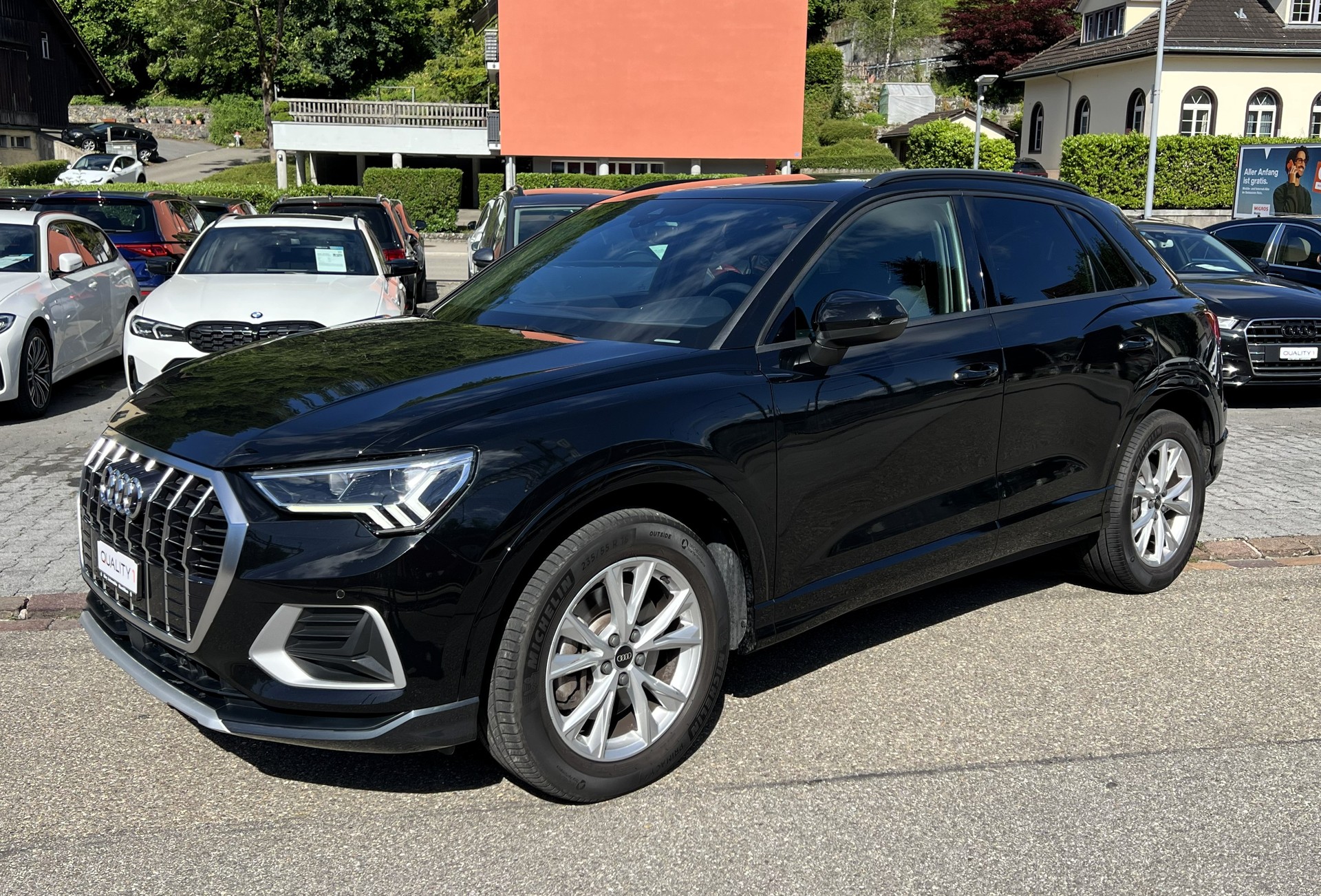 AUDI Q3 40 TDI advanced quattro S-tronic-image-0