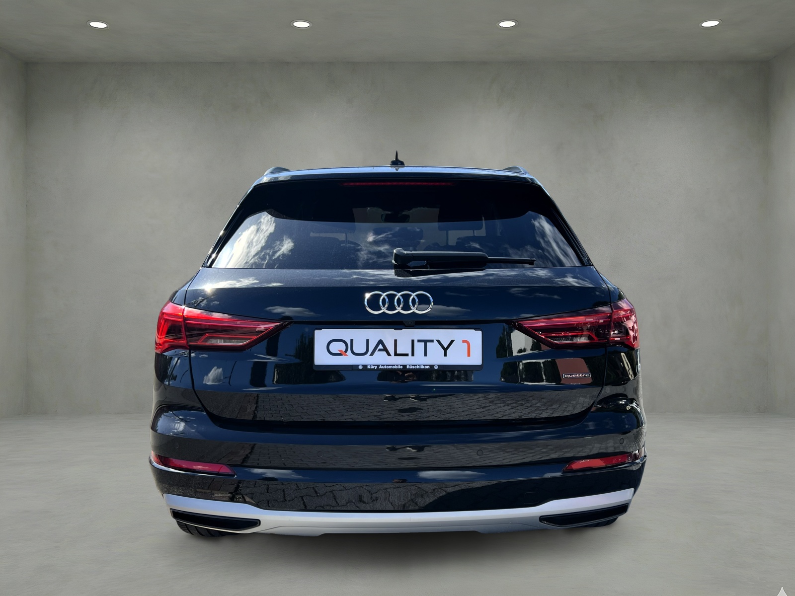 AUDI Q3 40 TDI advanced quattro S-tronic-showroom-element-3