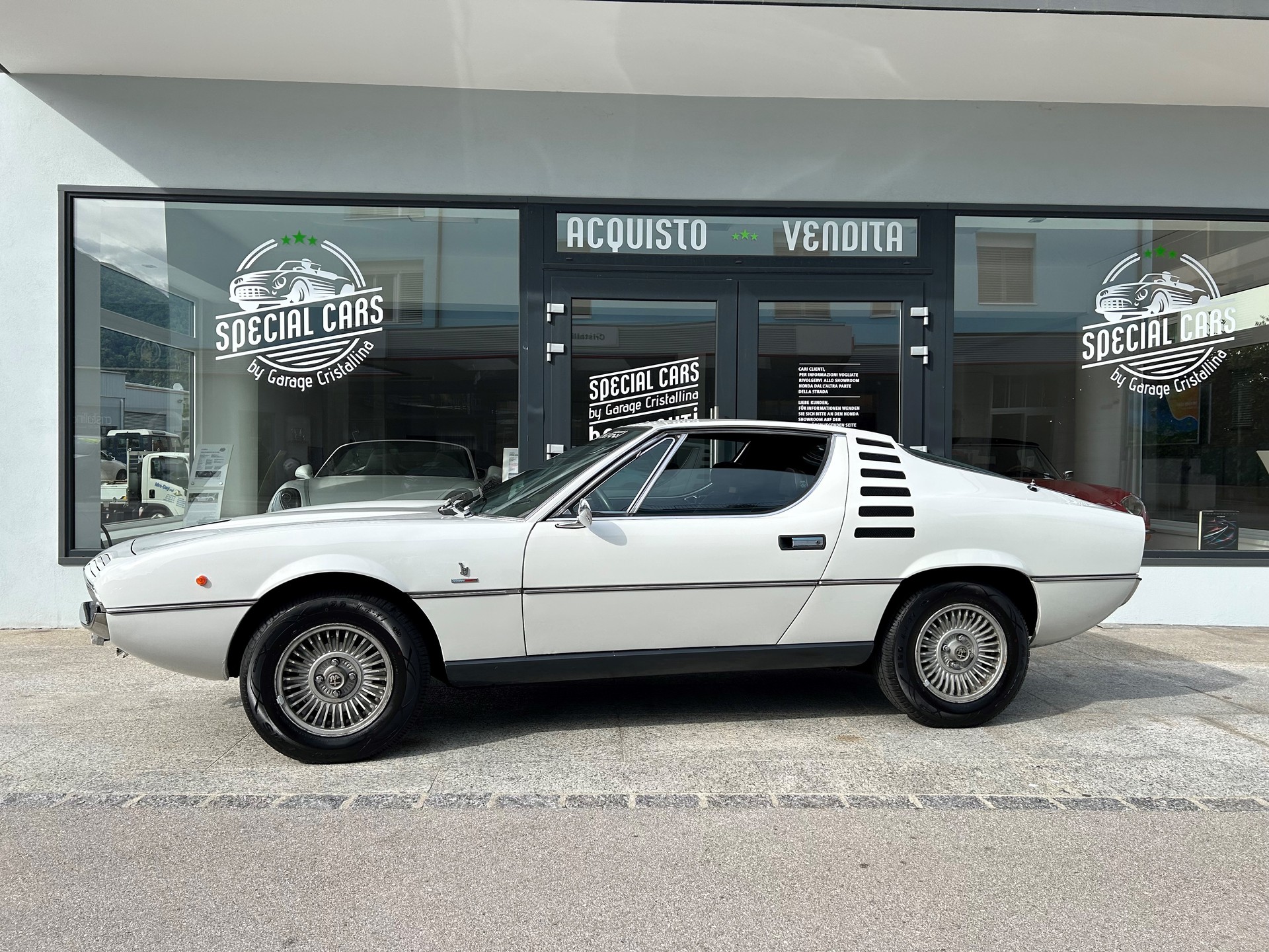 ALFA ROMEO MONTREAL-image-1