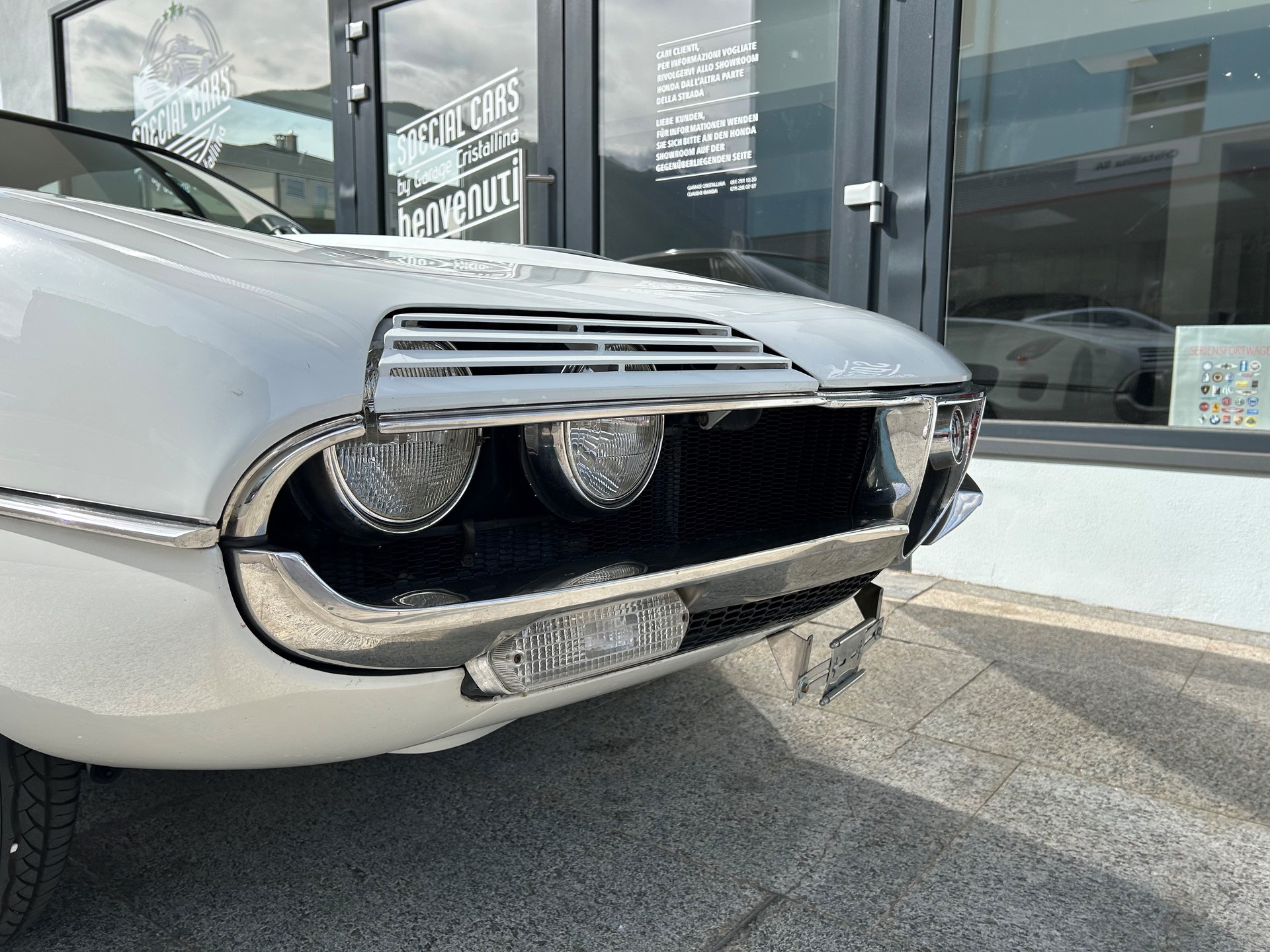 ALFA ROMEO MONTREAL-image-7