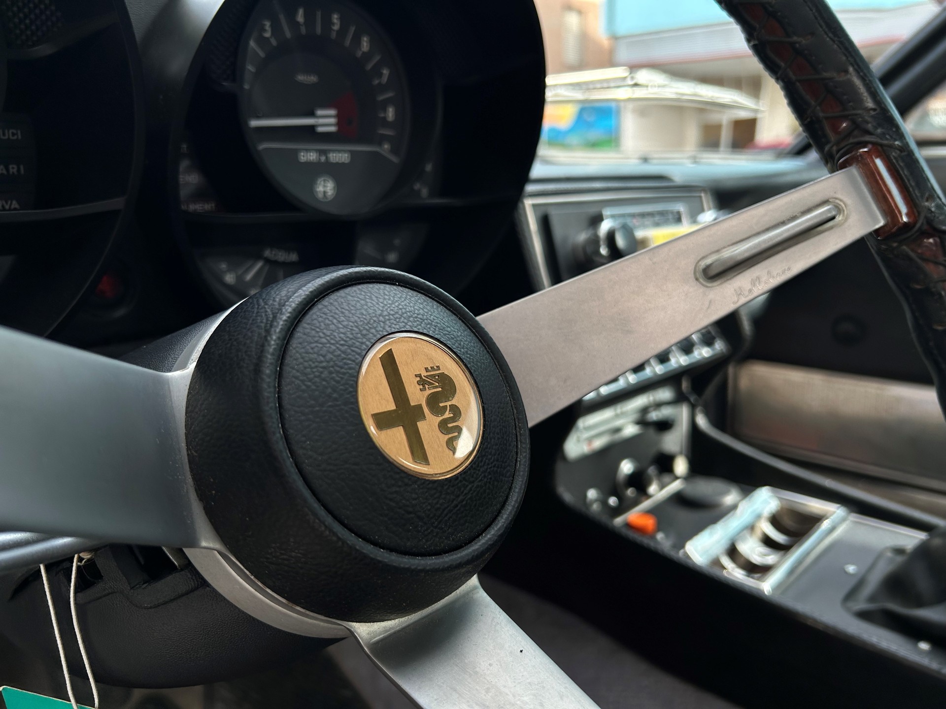 ALFA ROMEO MONTREAL-image-8