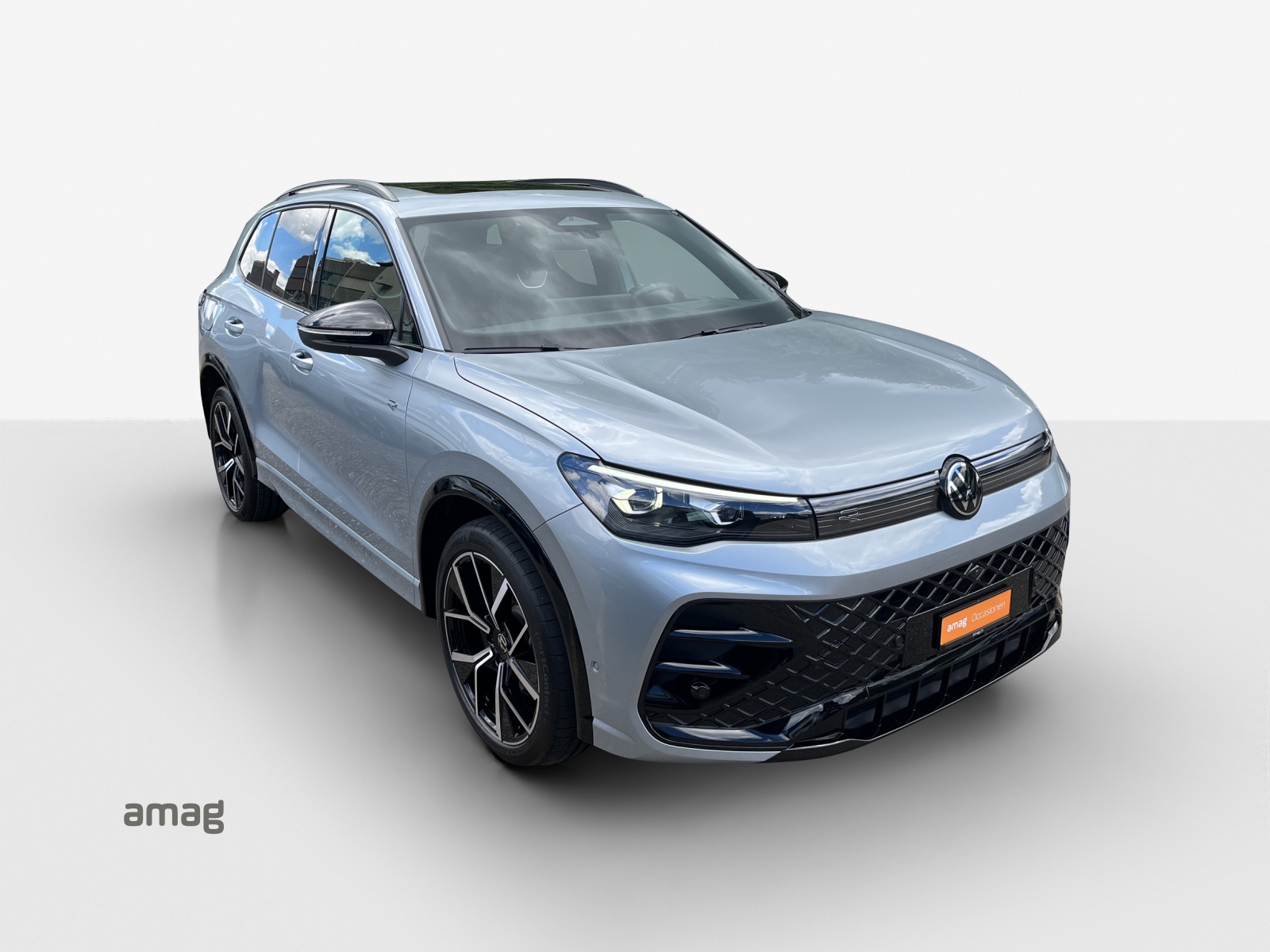 VW Tiguan 2.0 TSI DSG R-Line 4Motion-image-5