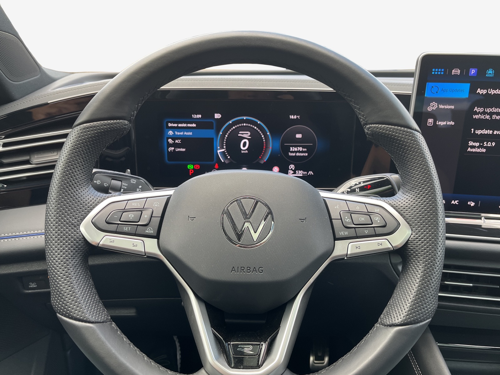 VW Tiguan 2.0 TSI DSG R-Line 4Motion-image-9