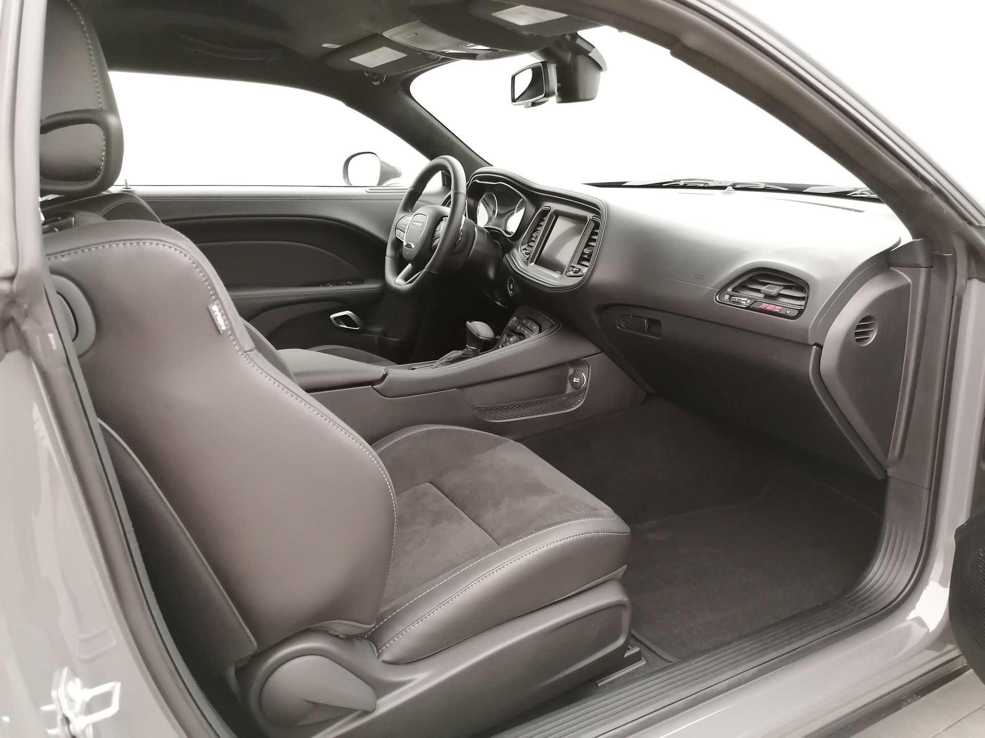 DODGE Challenger 392 WB Scatpack-image-14