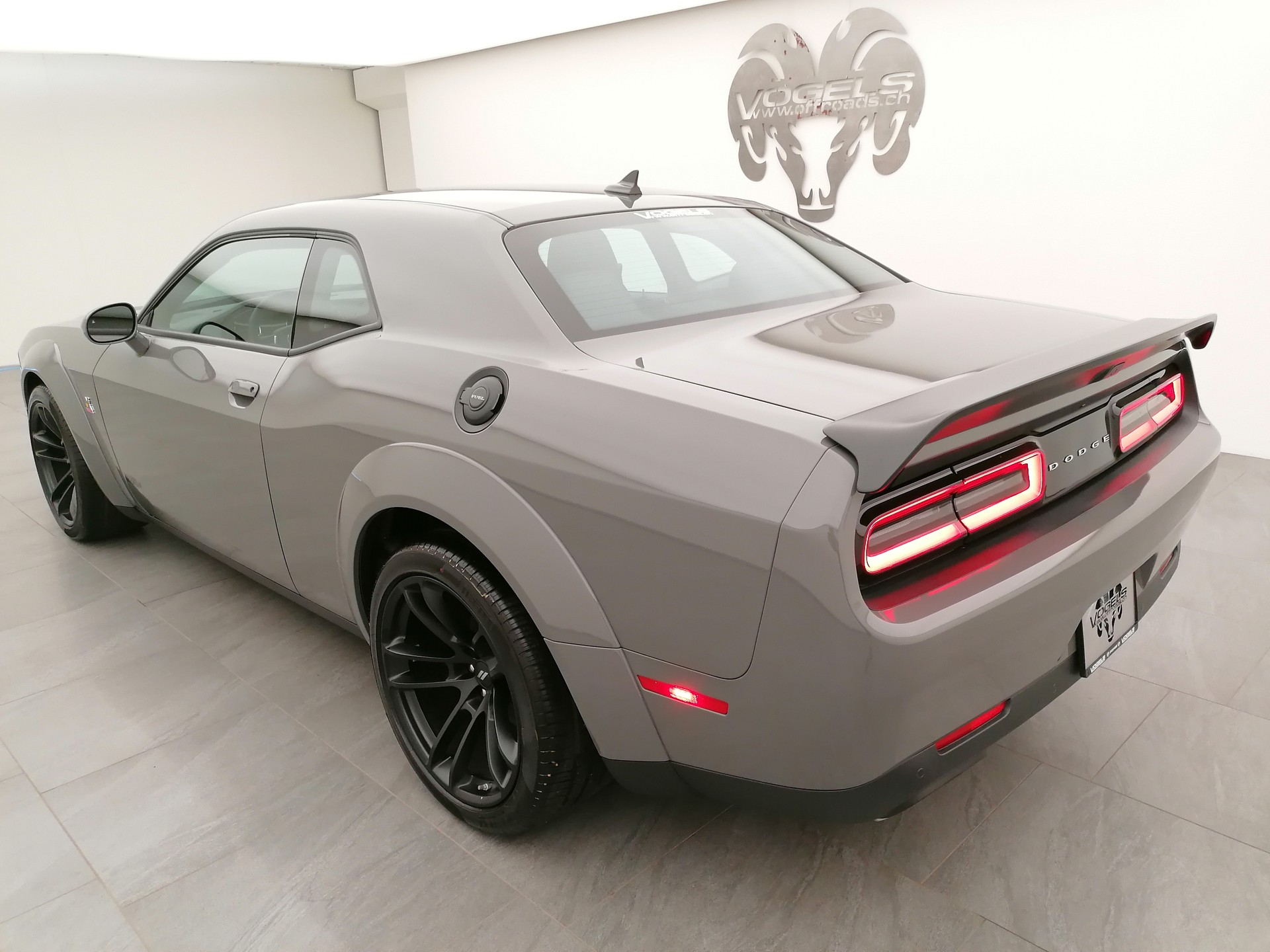 DODGE Challenger 392 WB Scatpack-image-5