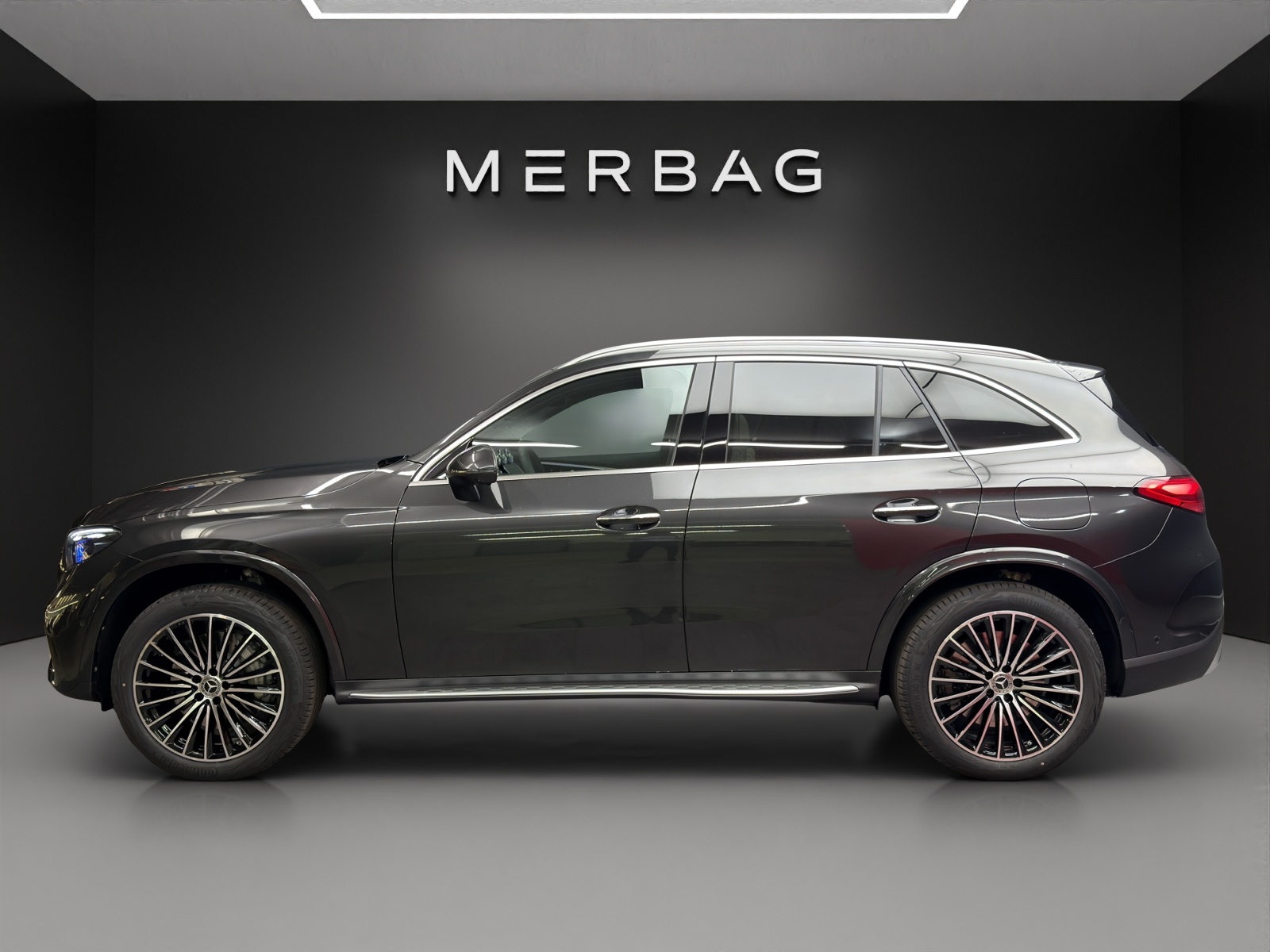 MERCEDES-BENZ GLC 400 e 4MATIC with EQ-Star Hybrid-image-2