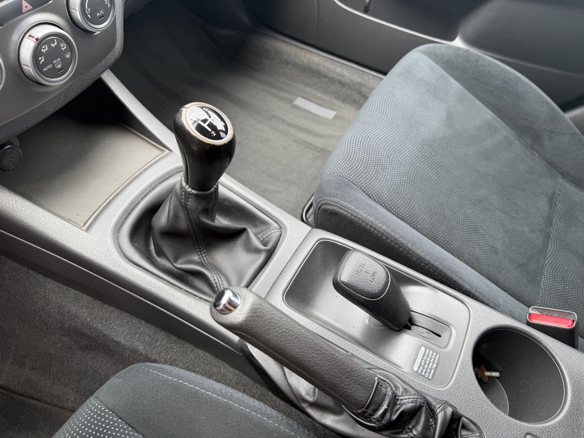 SUBARU Impreza 1.5R Swiss Automatic-image-10