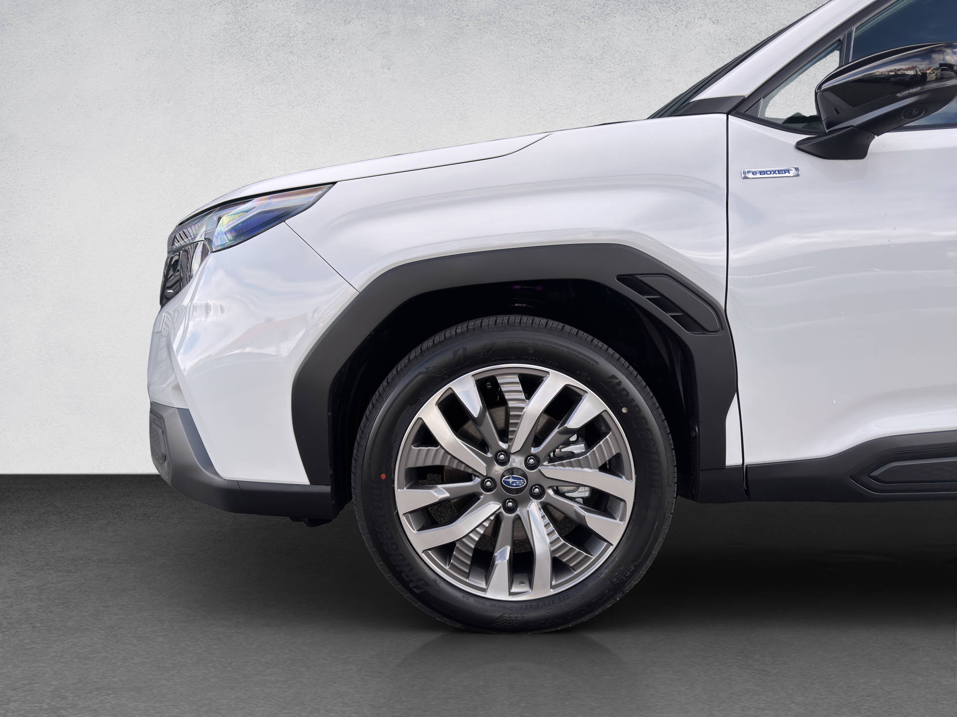 SUBARU Forester Station 2.0i e-Boxer Luxury-image-3