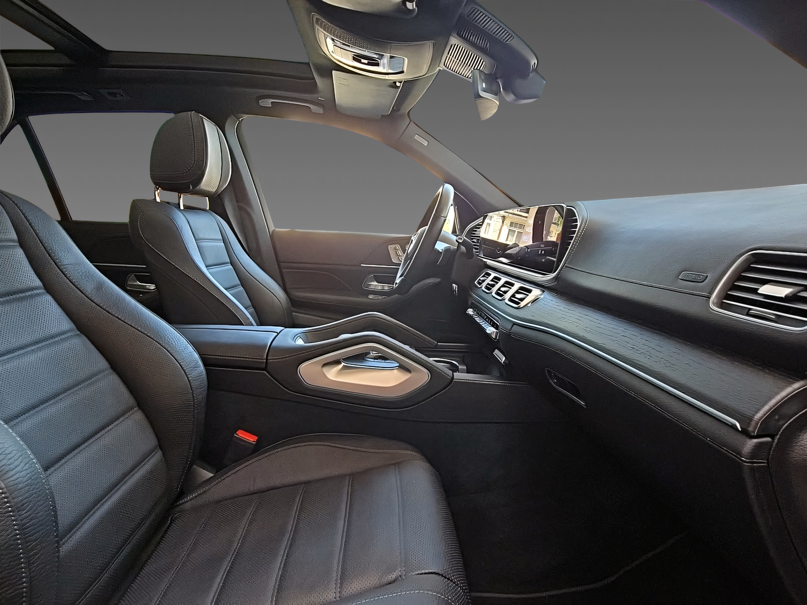 MERCEDES-BENZ GLE 400 e 4Matic AMG Line-image-15