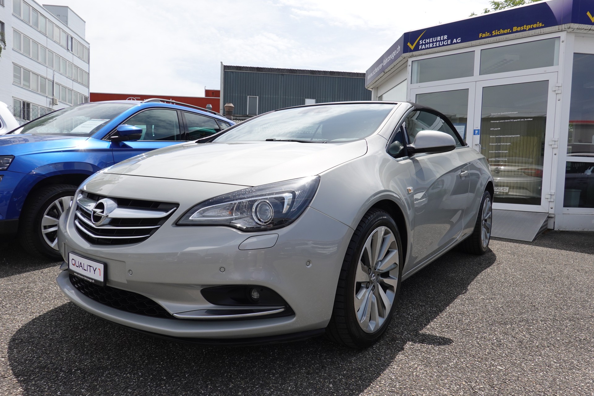 OPEL CASCADA - 1.6i - 16V -"COSMO" - AUTOMATIC-image-0