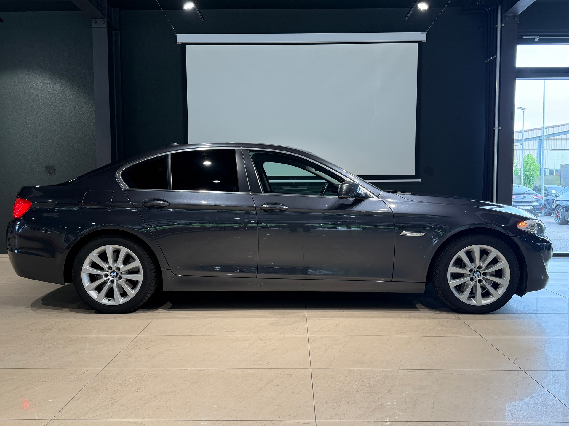 BMW 530 d Steptronic-image-3